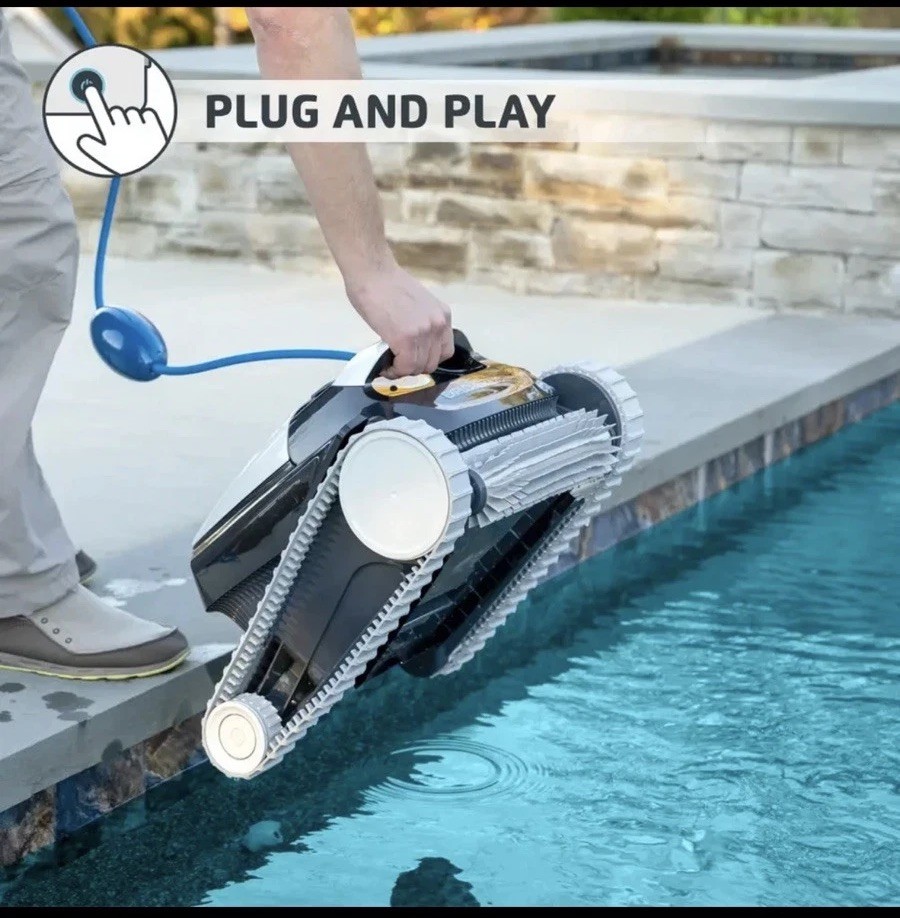 Dolphin Explorer E20 robotic pool Cleaner! New! FAST SHIPPING!