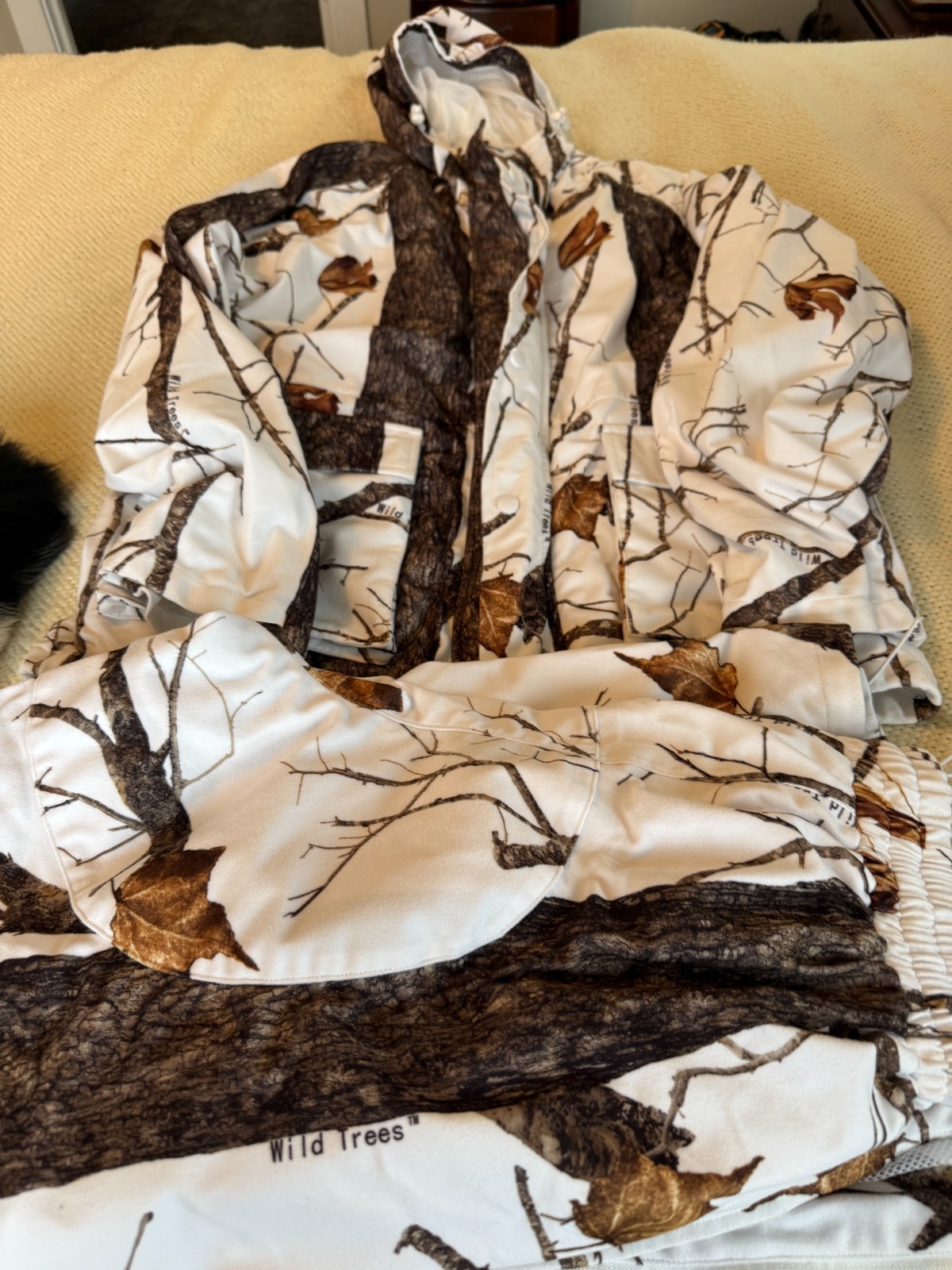 Wild Flower Outfitter Snowflage Camo Jacket and Pants Set