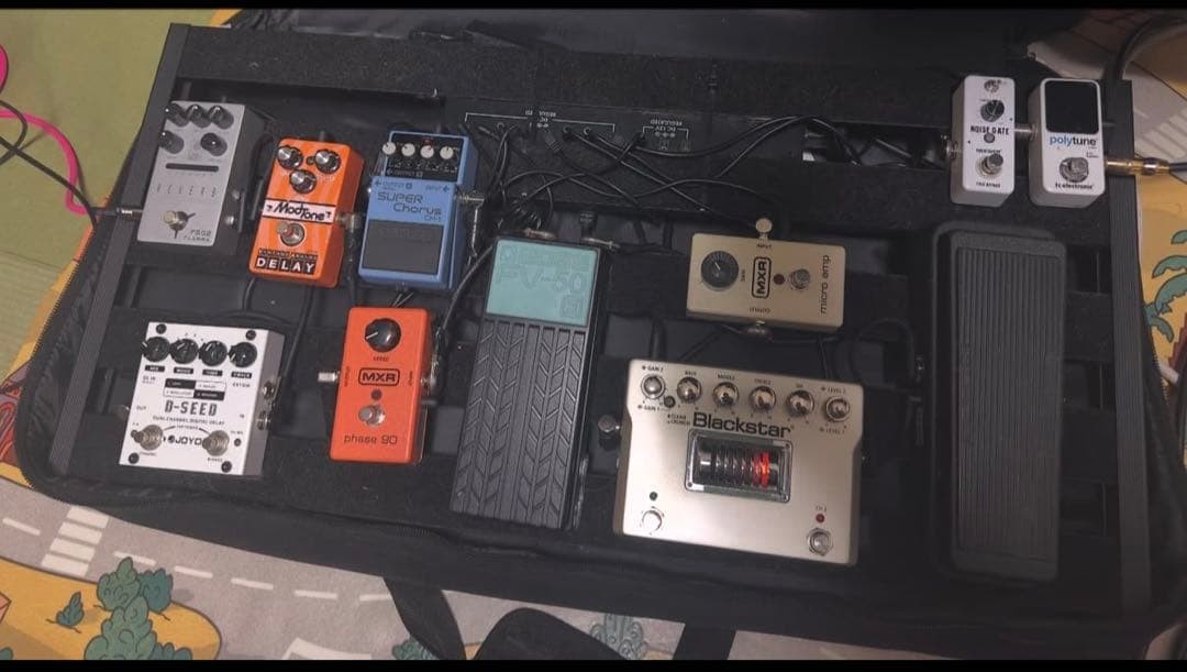Guitar Effects Pedal Board Set with Boss Chorus MXR Phase MXR Micro Amp