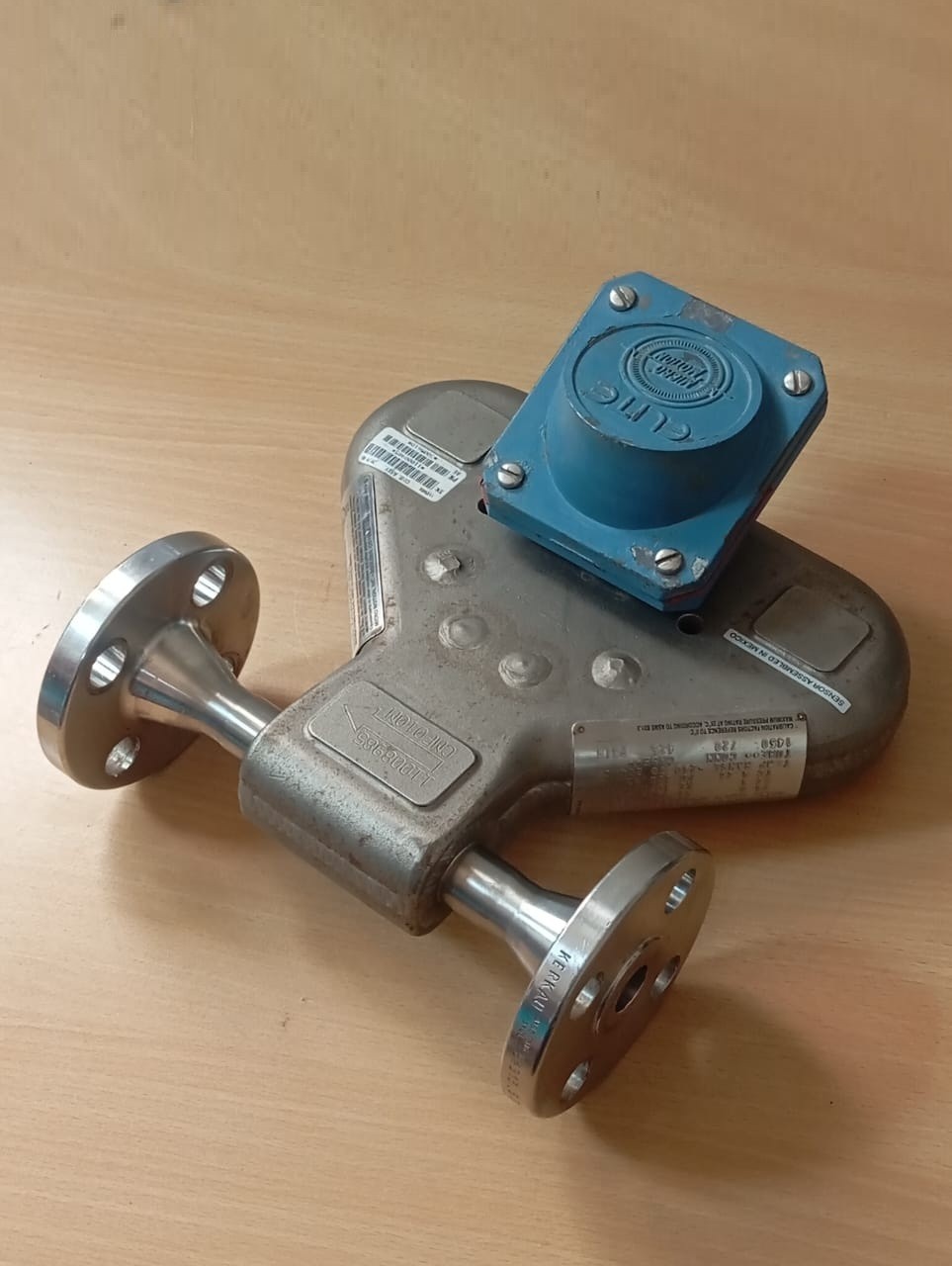 Micro Motion / Mass Flow Sensor / CMF010M314NRAUEZZZ / Tube1450,Conn720,Case425