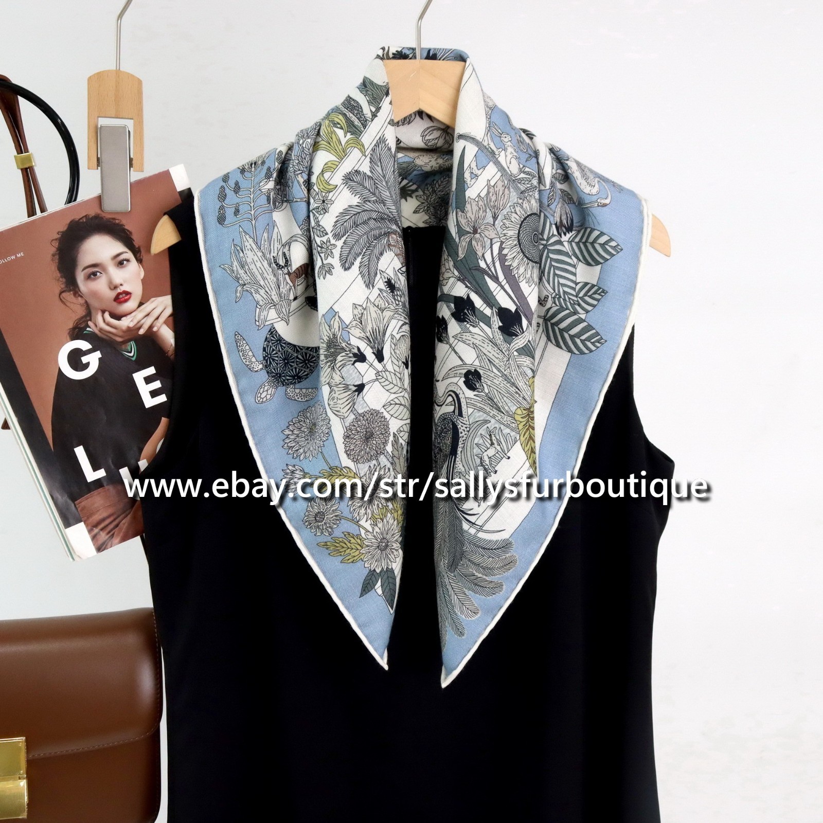 Sallys 70% Cashmere & 30% Silk Flowers Print Double Face Collar Neck Scarf 26"