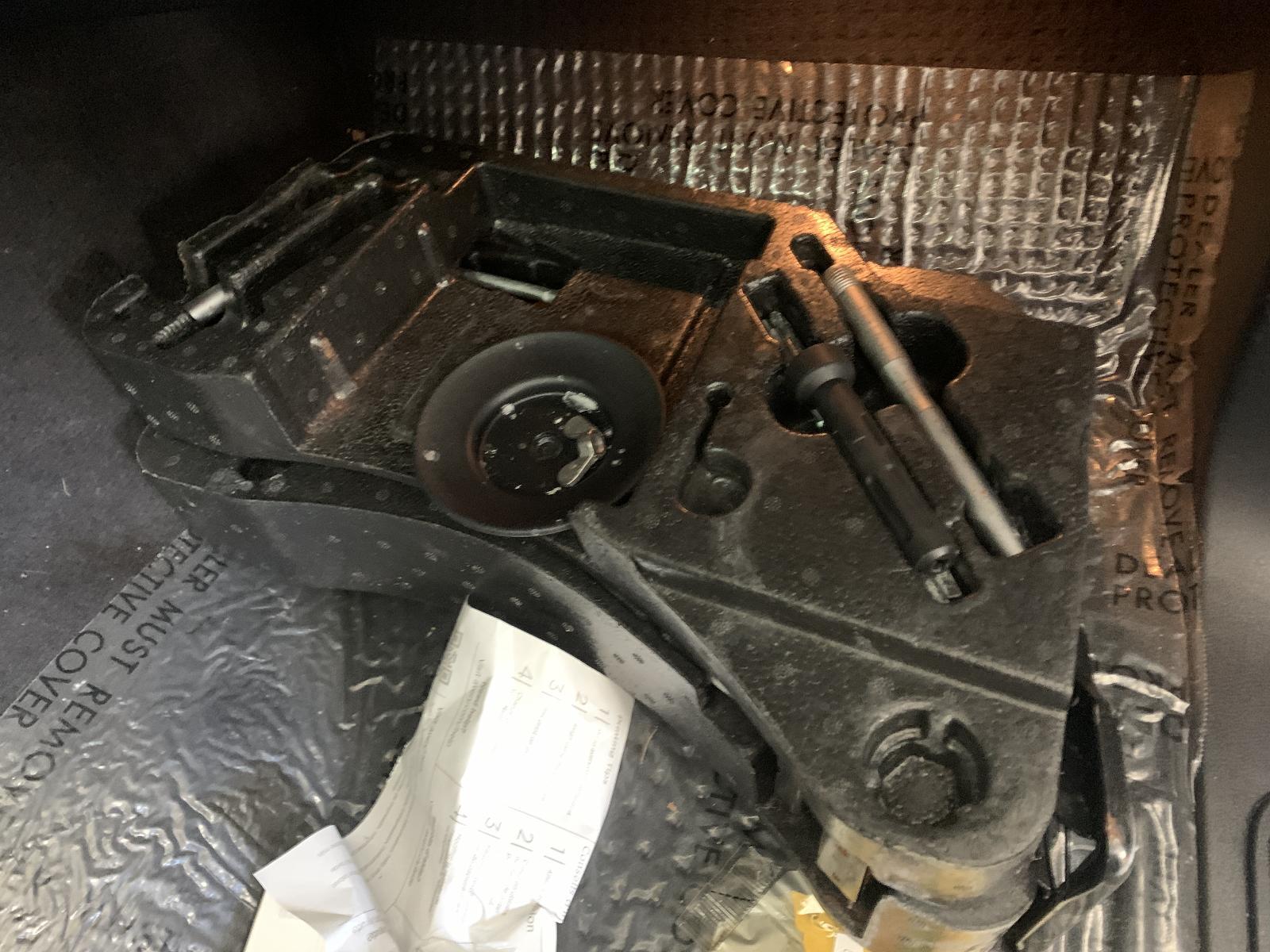 Used Floor Jack fits: 2013 Volkswagen Touareg Grade A
