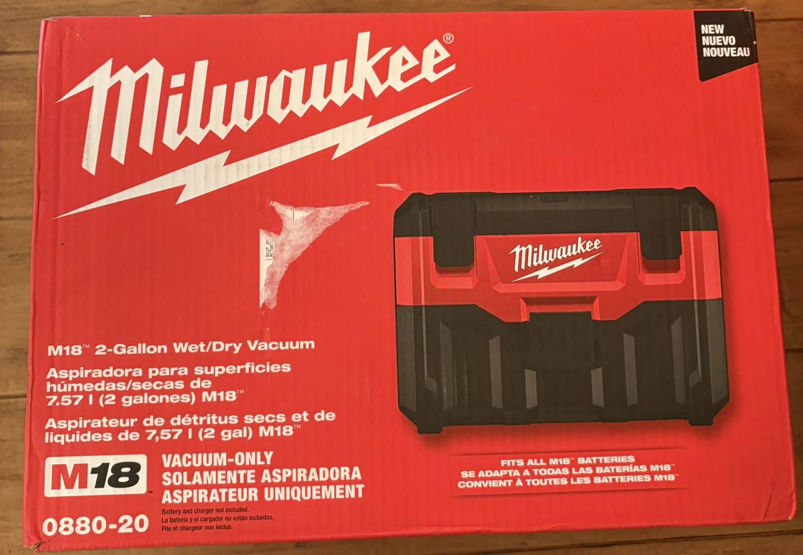 Milwaukee 0880-20 M18 18 Volt Cordless 2 gal Wet/Dry Vacuum Tool Vacuum Only NEW
