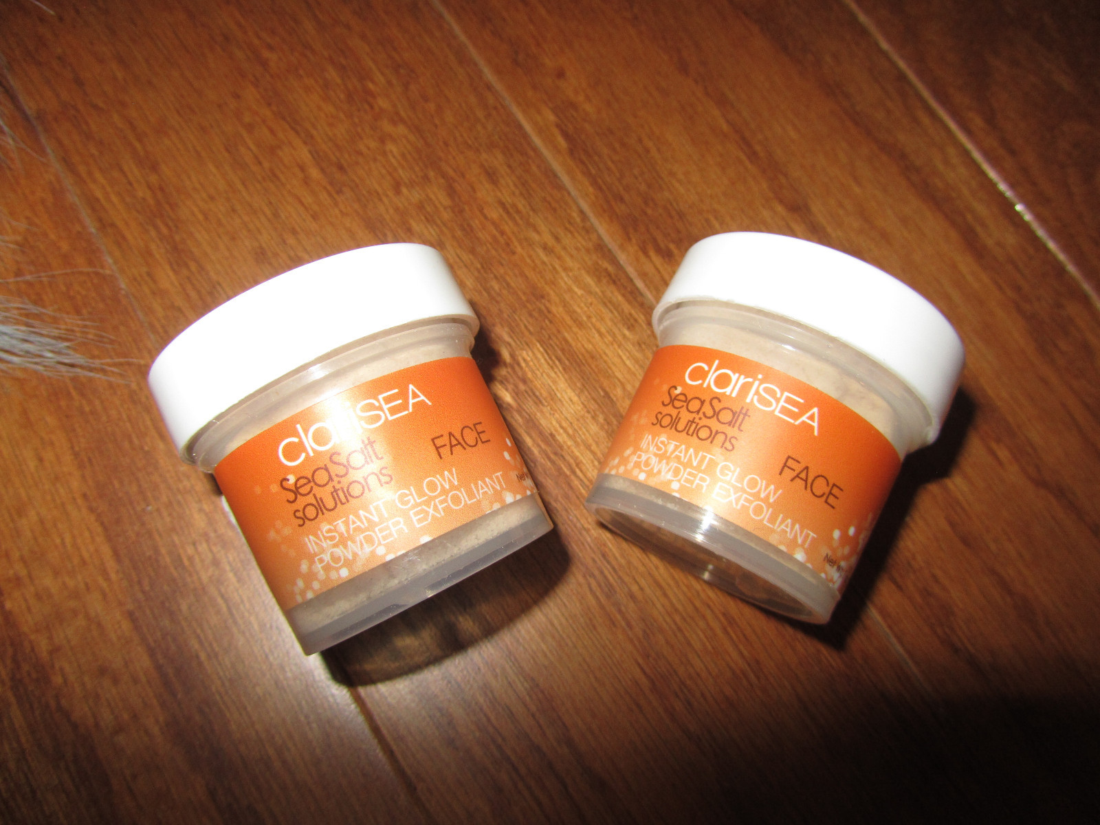 1x clariSEA Sea Salt Solutions Instant Glow Face Exfoliant 1oz Travel MAKE SCRAB