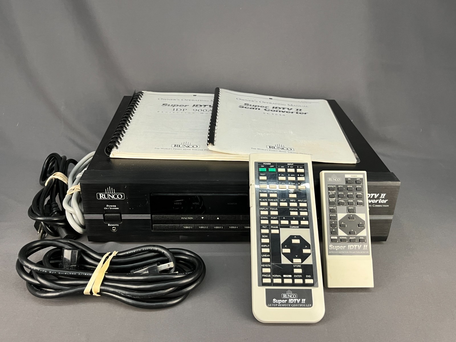 Runco Scan Converter IDTV II SC3050 6K New + Manuals + Remotes