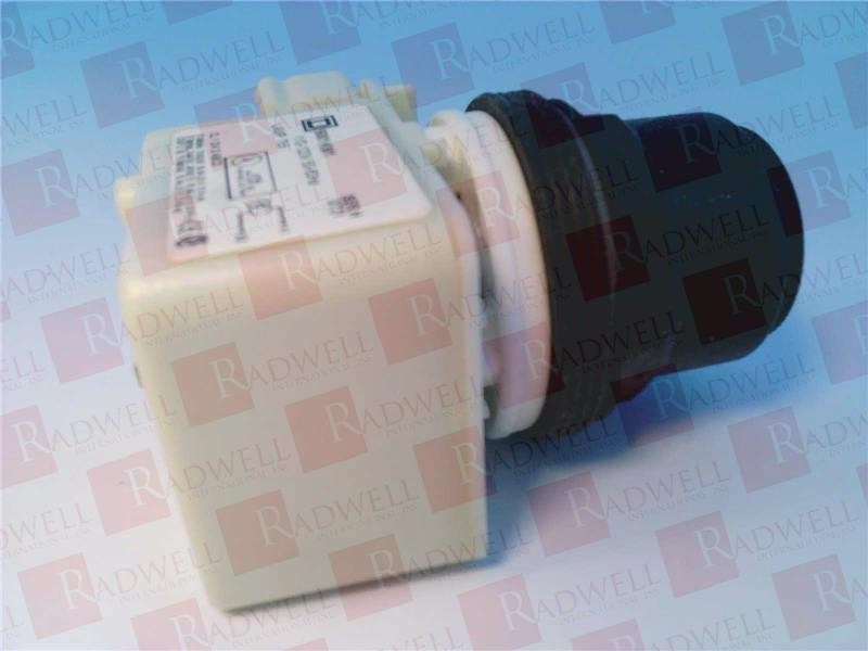SCHNEIDER ELECTRIC 9001-SK11J1 / 9001SK11J1 (USED)