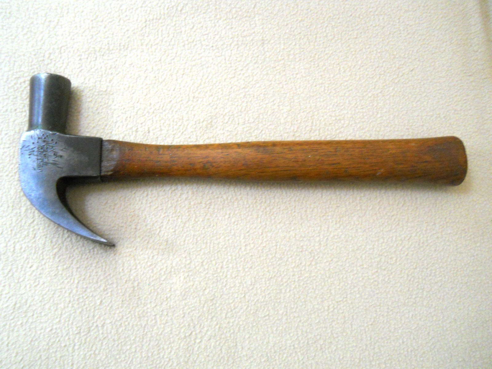 Vintage PLUMB 32 oz Plain Face Claw Hammer