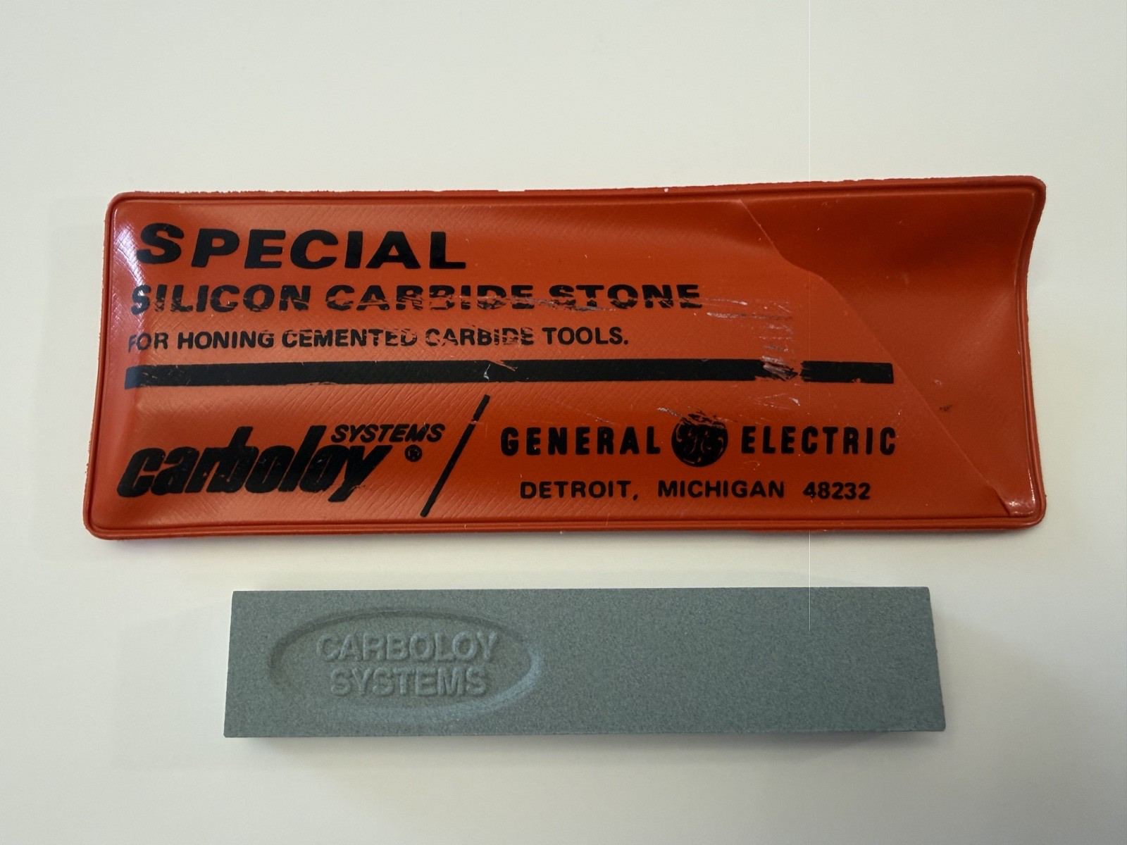 Vintage G.E. Carboloy ® Special Silicon Carbide Honing Stone NOS