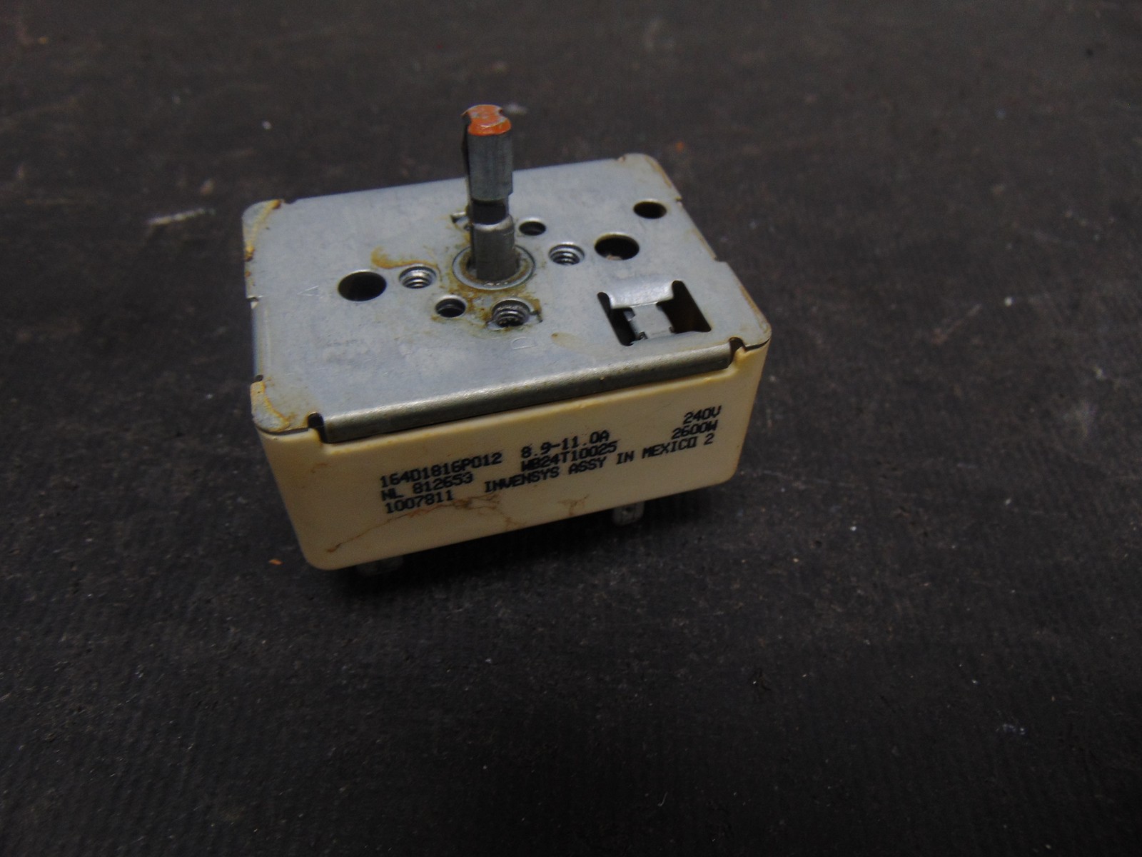 GE Electric Range JBP35DM1BB  Infinite Control Switch WB24T10025