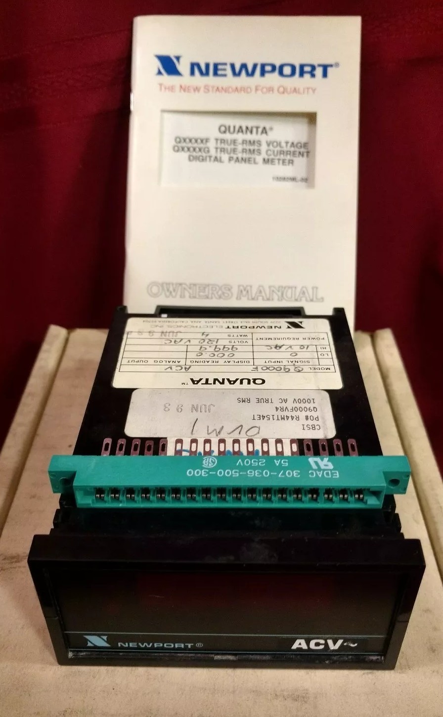NEWPORT QUANTA Q9000-FVR4 ACV True RMS Voltage Current Digital Panel Meter