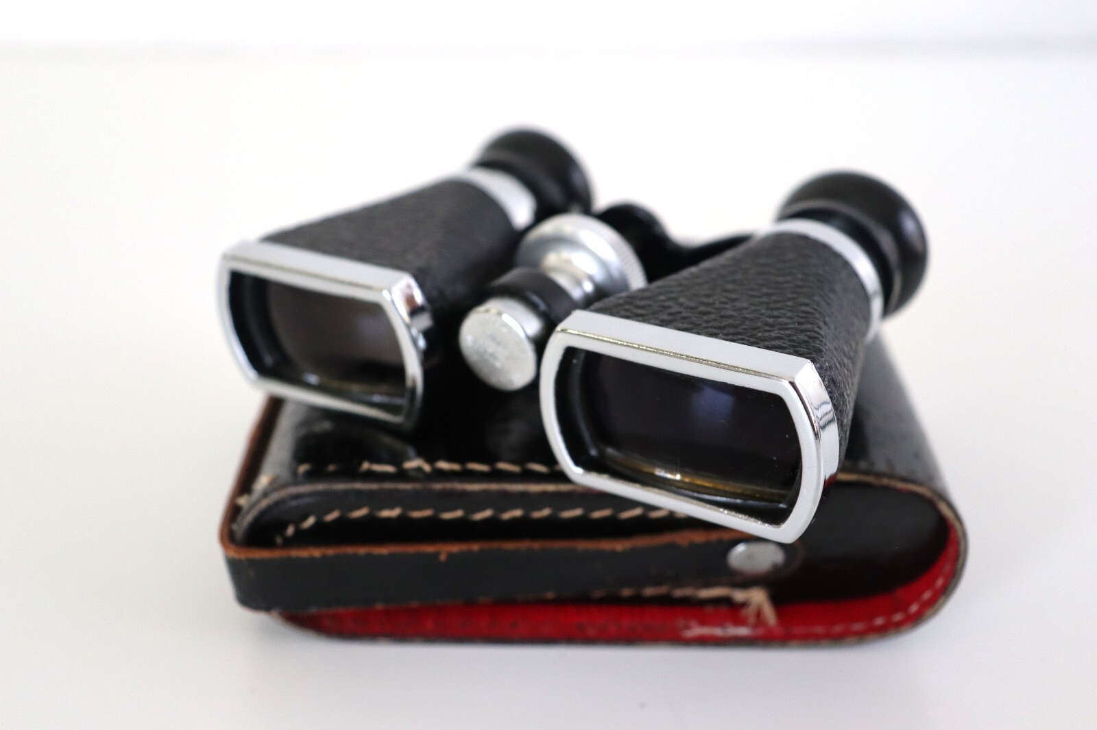 Vtg 1960s OFUNA Binoculars w/Case Made In Japan Coated Lens Perfect for Events