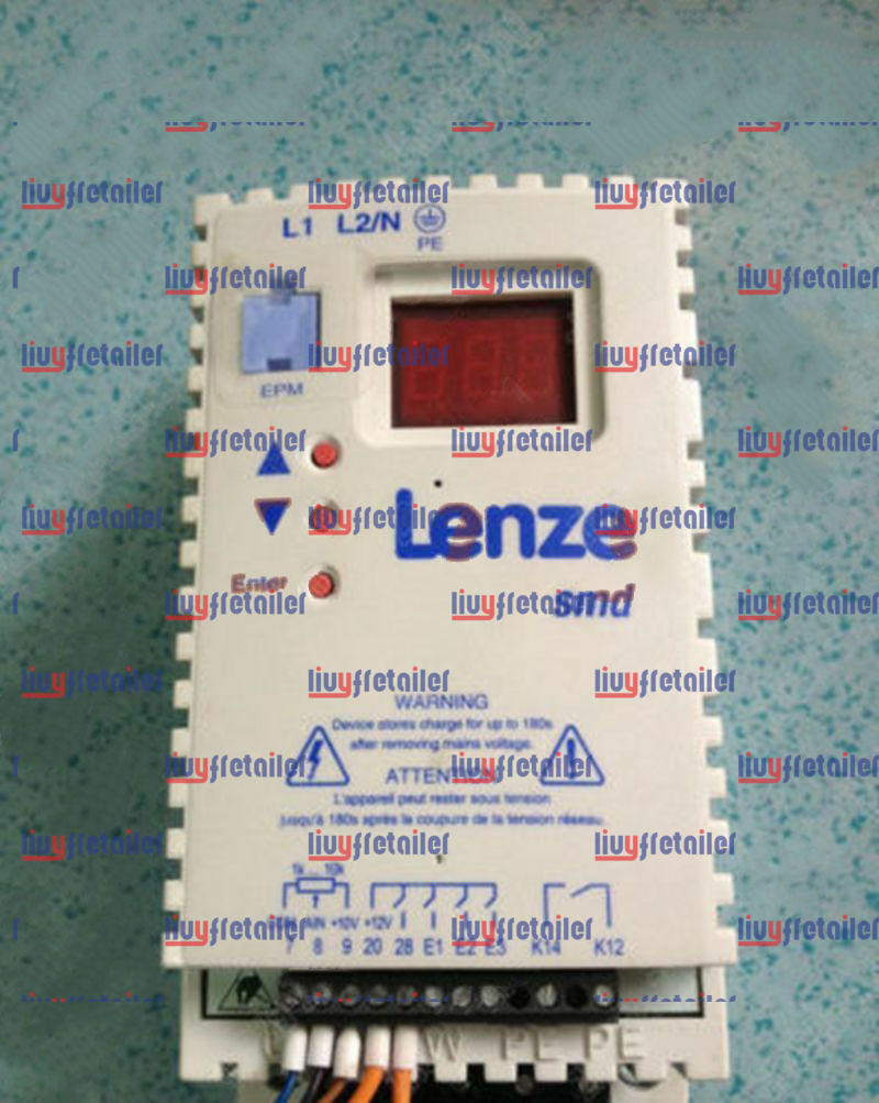 1PCS USED Lenze ESMD251X2SFA Frequency Converter Tested Good