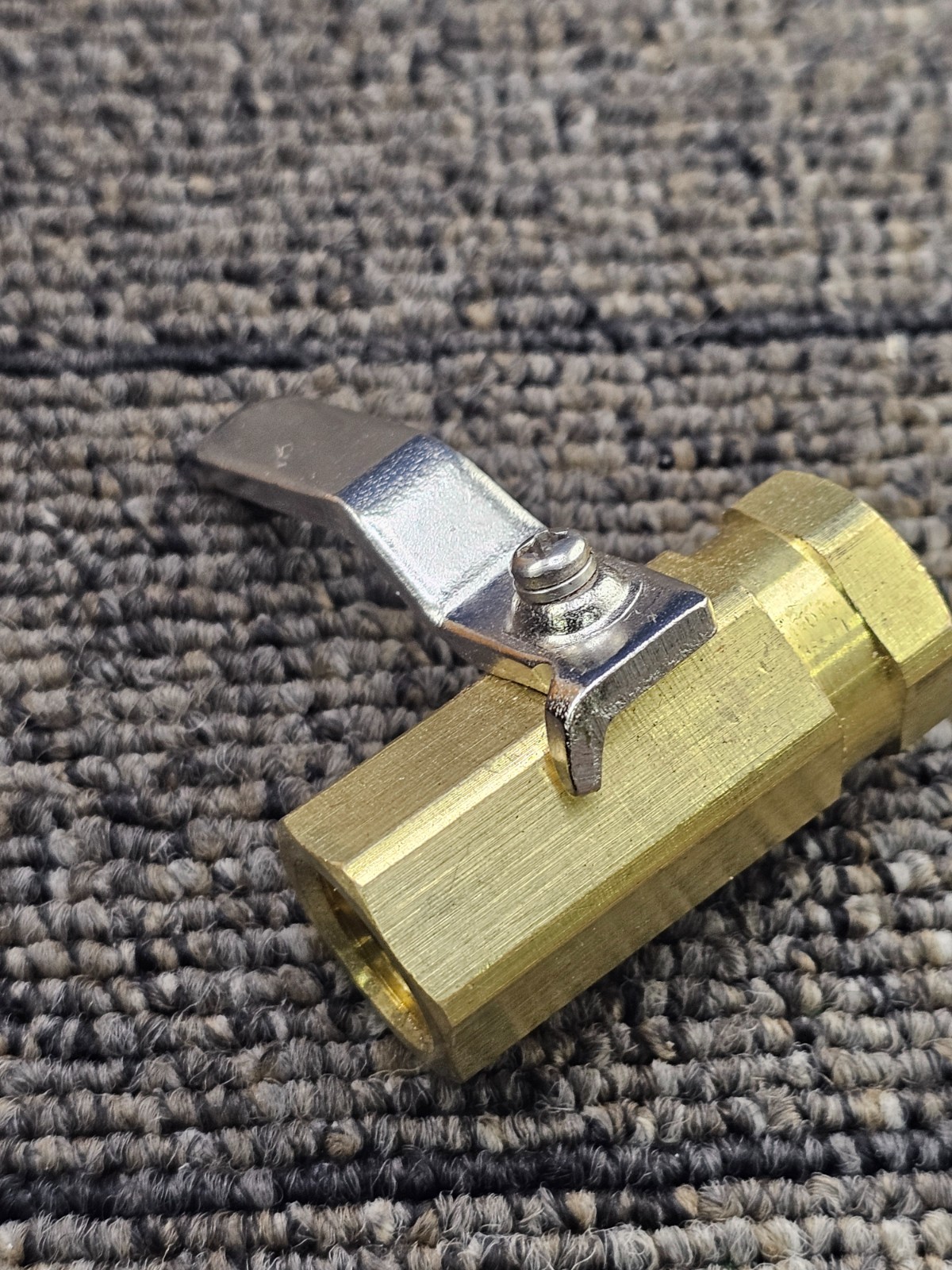 (QTY 2) Parker XMV709-4 Industrial Micro Ball Valve Brass Female NPT Pipe Thread
