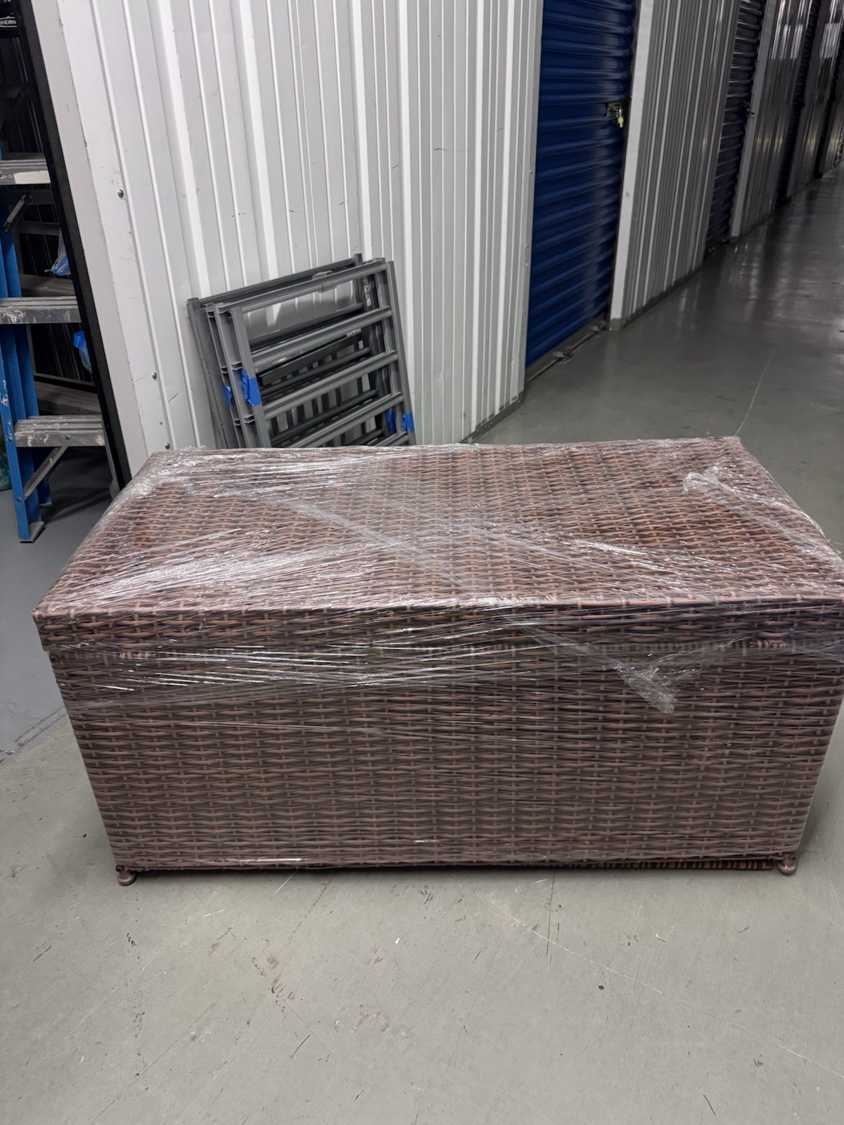 Outdoor Storage Box, Brown Vinyl Woven, Pick Up NYC,  20x40x19