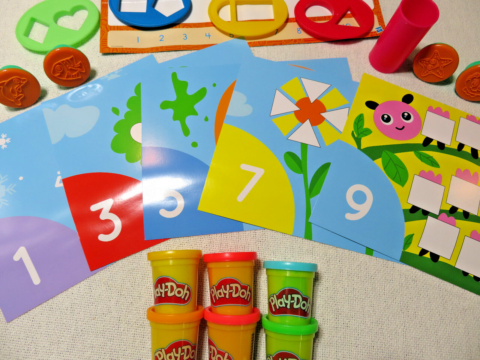 Play-Doh Create Learn Shape /Count Numbers & Colors Playset Playmats Flashcards