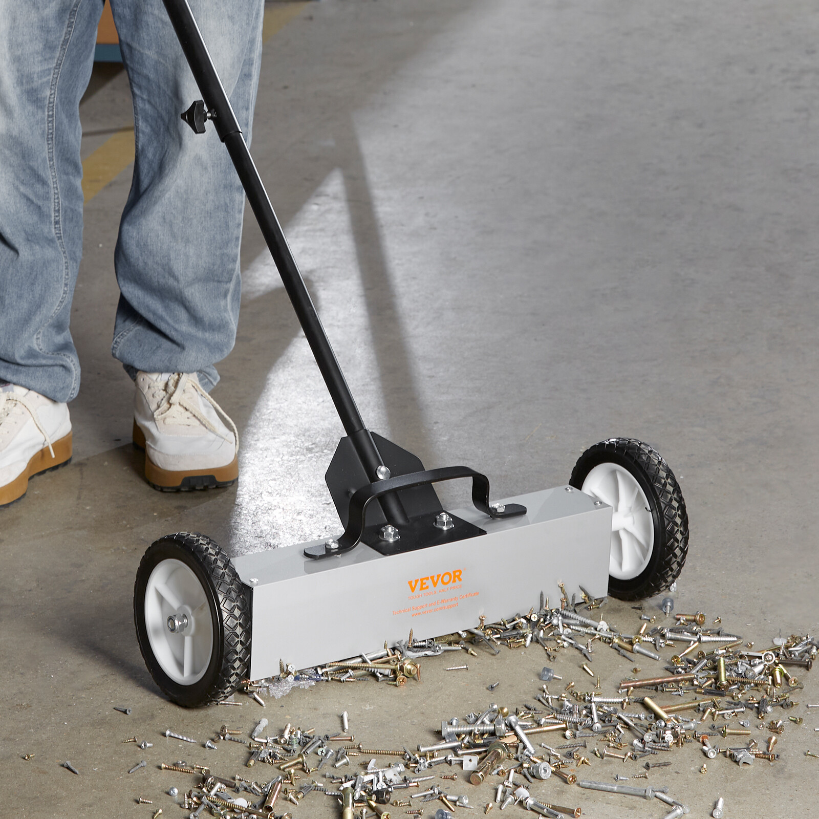 18" Magnetic Sweeper with Wheels 45lbs Rolling Sweeper Lawn Yard Grass
