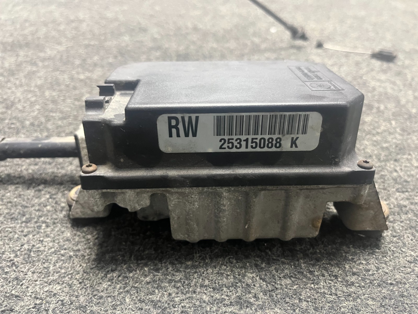 GM Cruise Control Module ECM 25315088