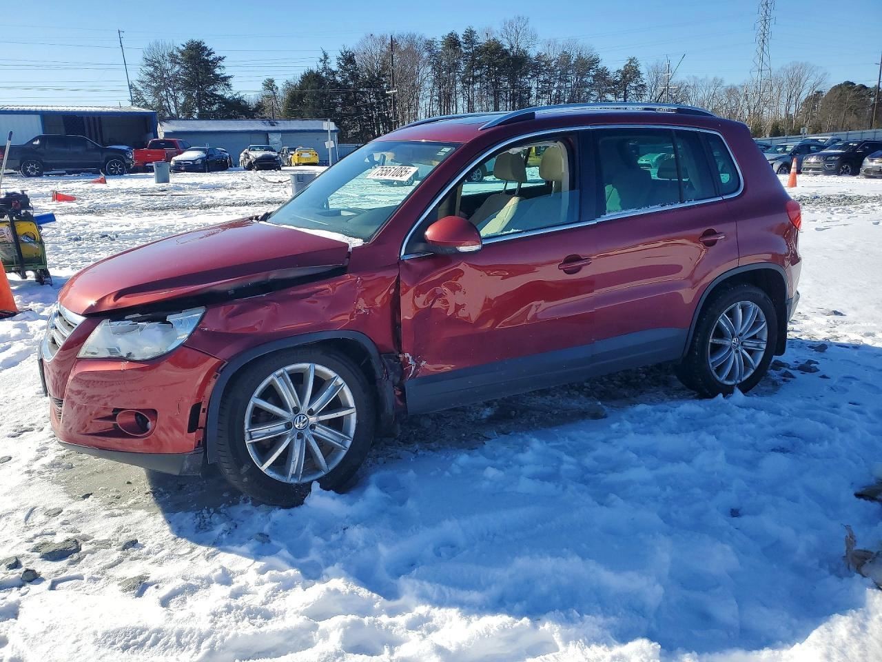 TIGUAN 2009 Glove Box 4993474