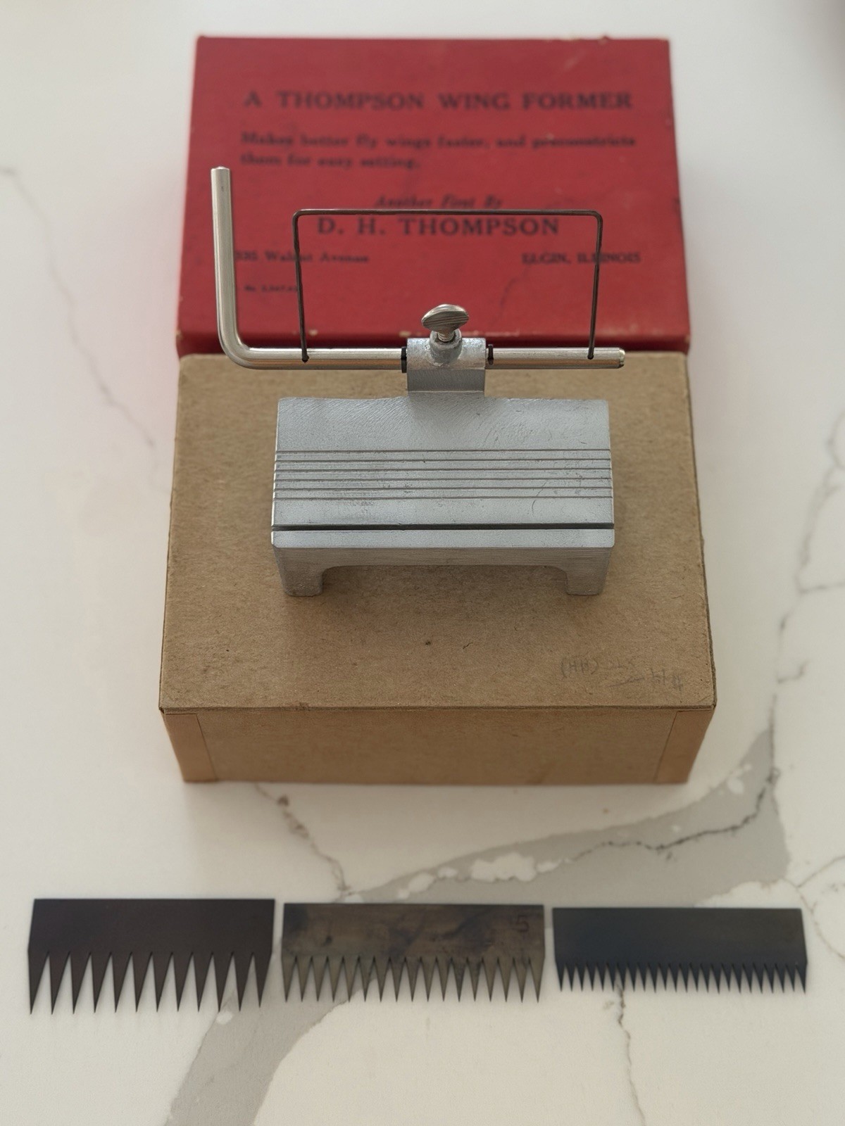 vintage "A Thompson Wing Former" is a collectible fly-tying tool Blades #7,5&3