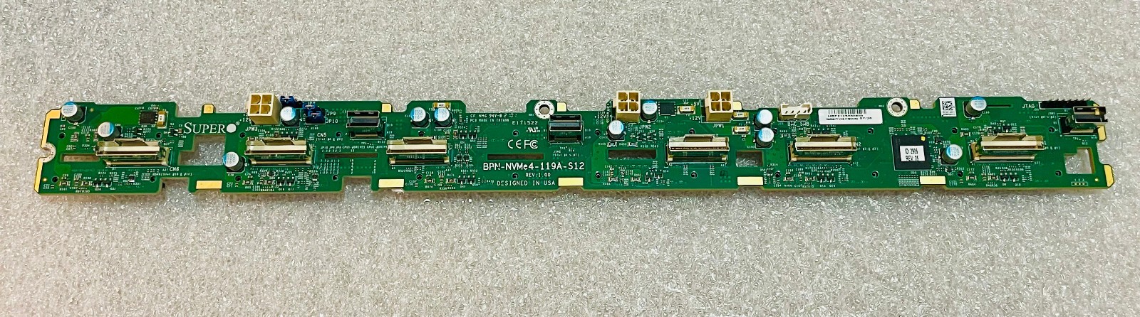 Supermicro BPN-NVME4-119A-S12 1U 12-Slot SFF Backplane - 12 x SAS3/SATA3/NVMe4