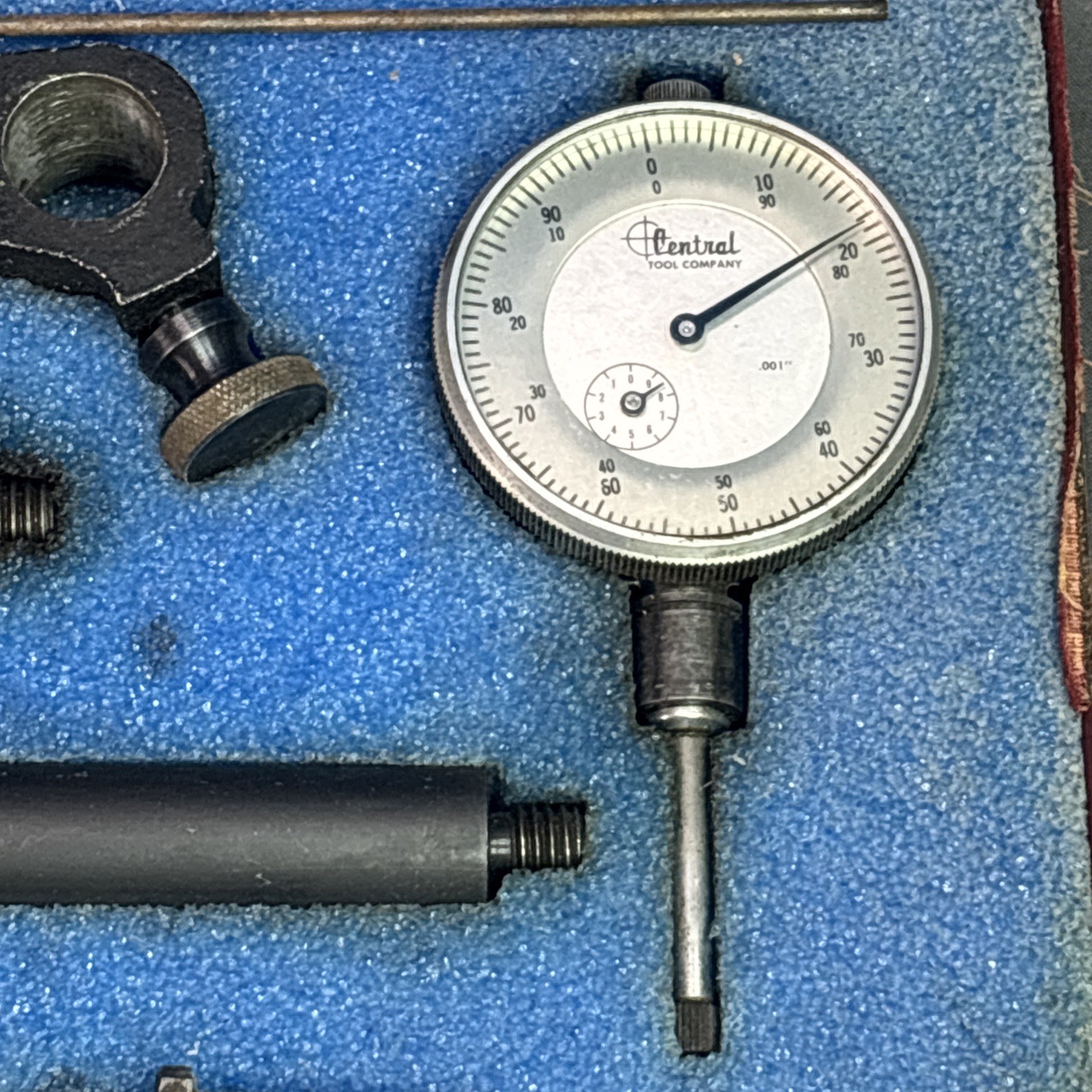 Central Tool Company - Dial Indicator Set .001" - w/ case and assorted pieces
