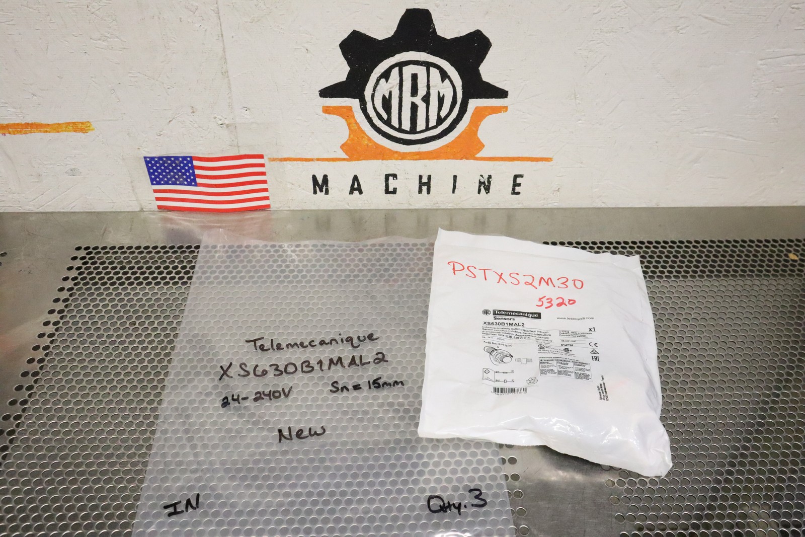 Telemecanique XS630B1MAL2 Inductive Proximity Sensor 24V-240V Sn=15mm New