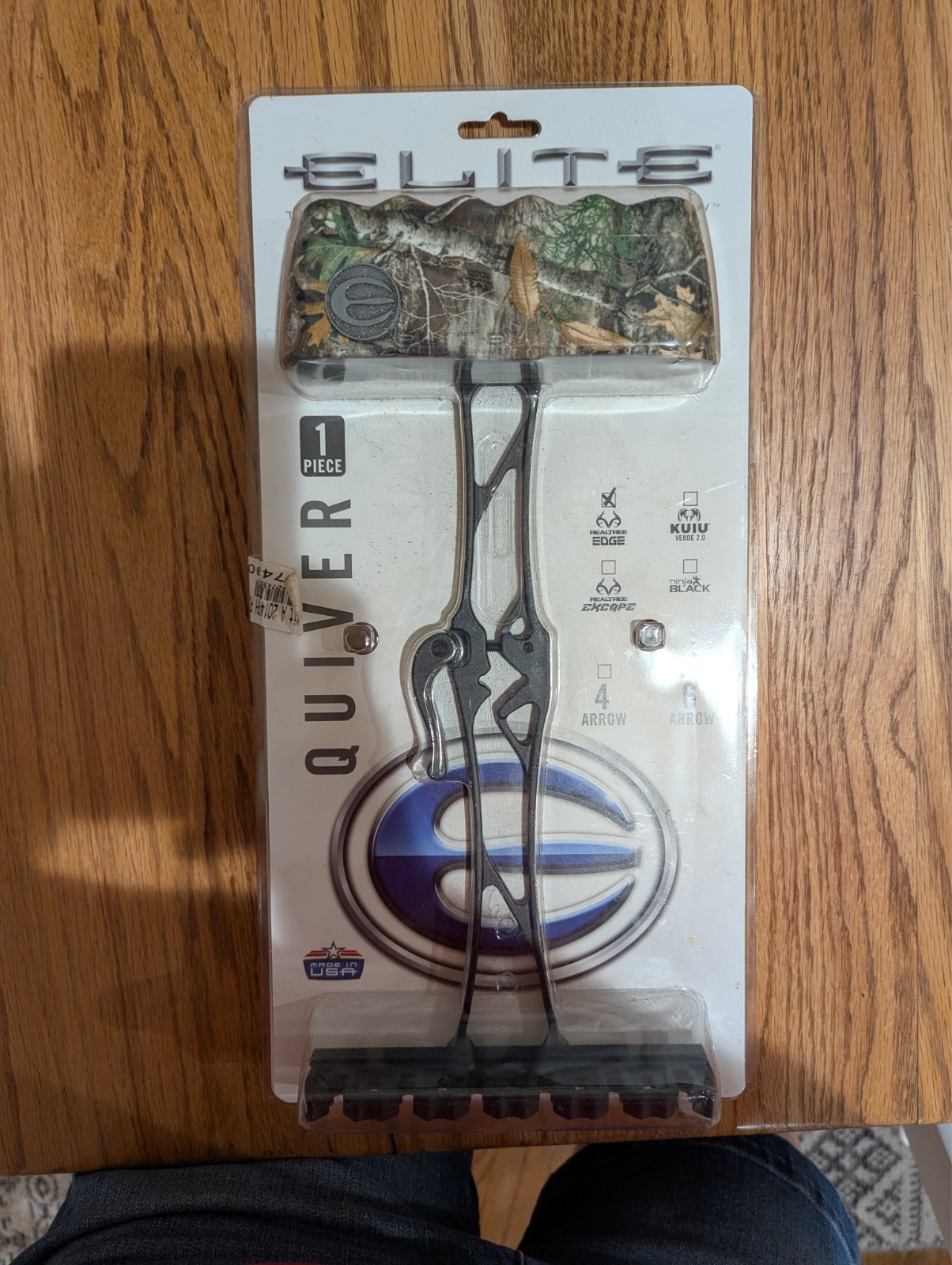 Elite 1 Piece Quiver - 6 Arrow - Realtree Edge - New!