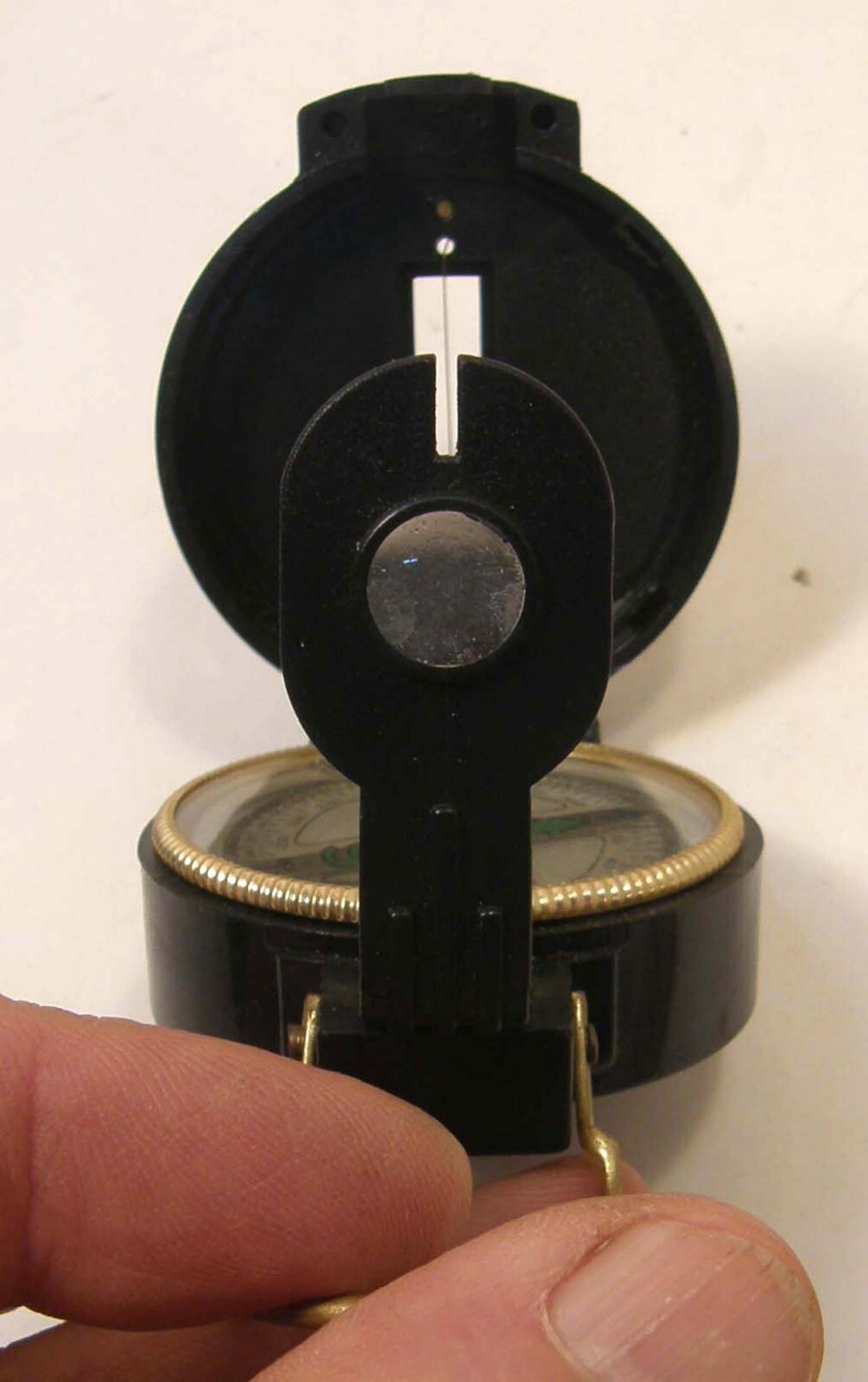 VINTAGE MILITARY ENGINEER CORPS STYLE DIRECTIONAL FOLDING POCKET COMPASS