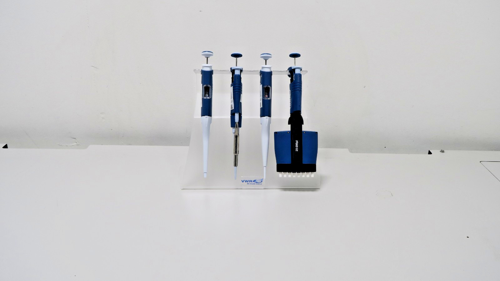 VWR Ergonomic High Performance Pipettes with Stand