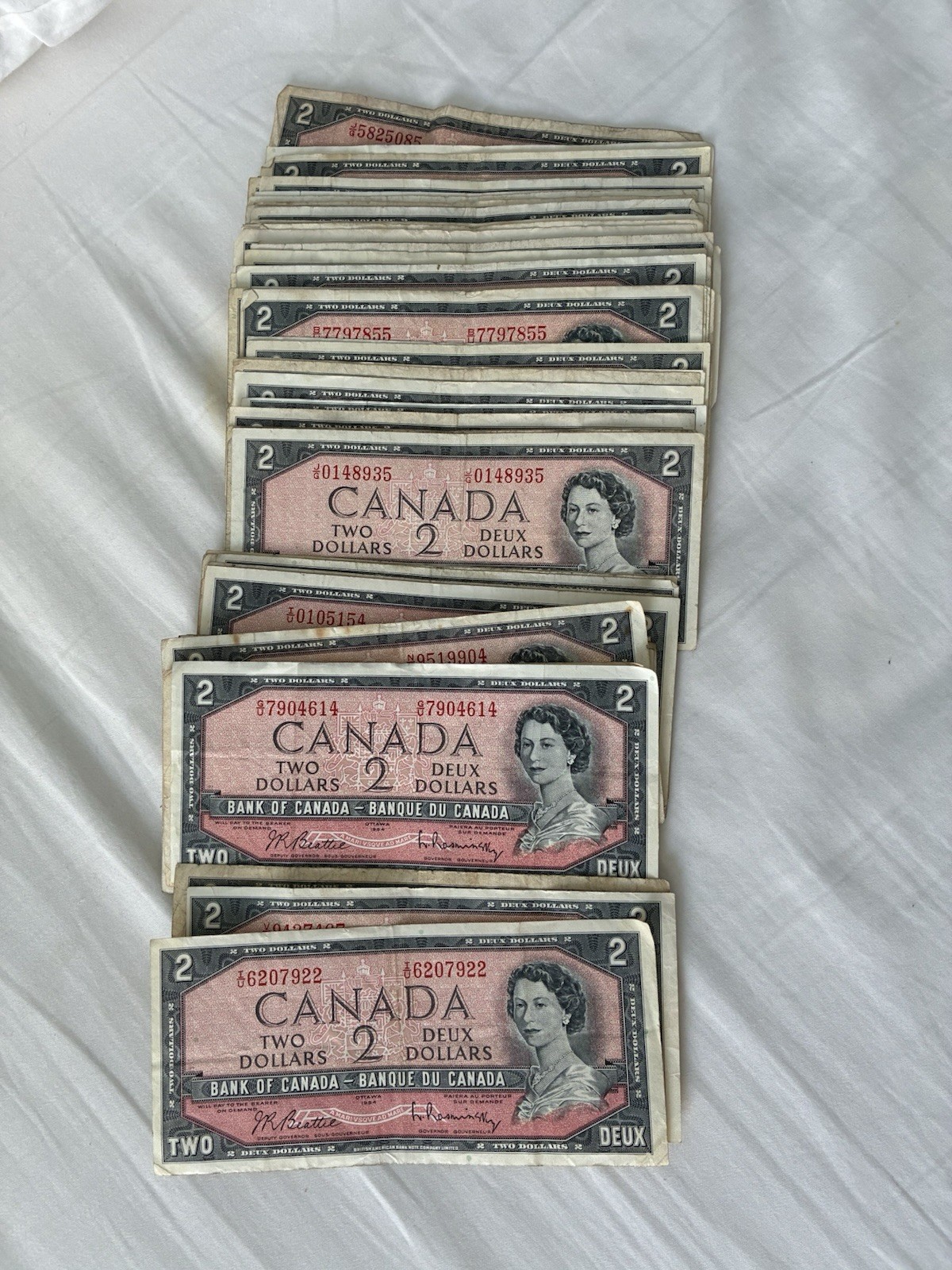 1954 Canadian 2 Dollar Bill Circulated. 1x Banknote 🇨🇦🇨🇦🇨🇦🇨🇦🇨🇦