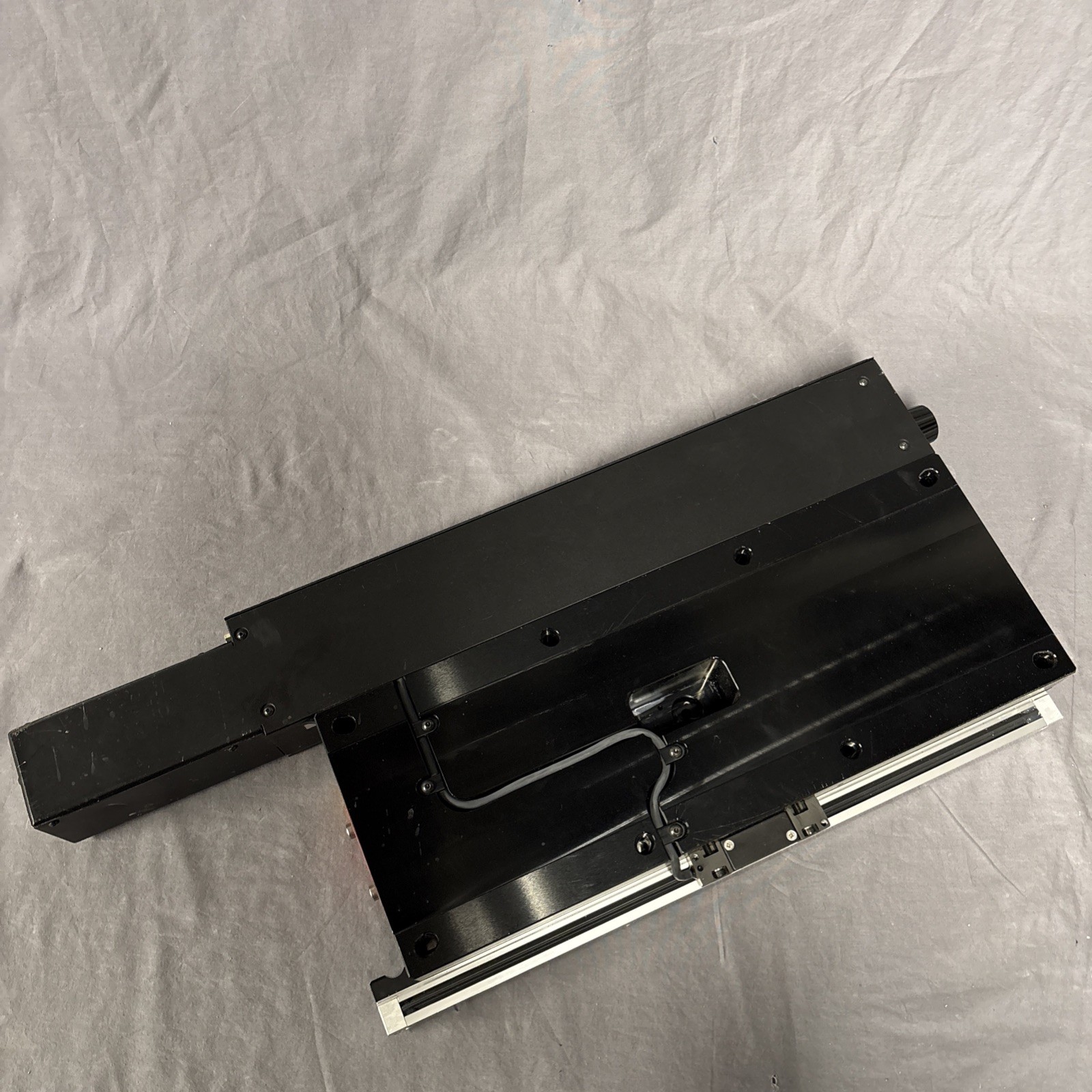 Newport TS300DC1 Precision Linear Translation Stage w/ Heidenhain LS473 Encoder
