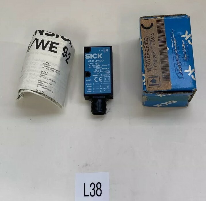 NIB SICK WS/ WE9-2P430 THROUGH-BEAM PHOTOELECTRIC SENSOR 1019261 Warranty!
