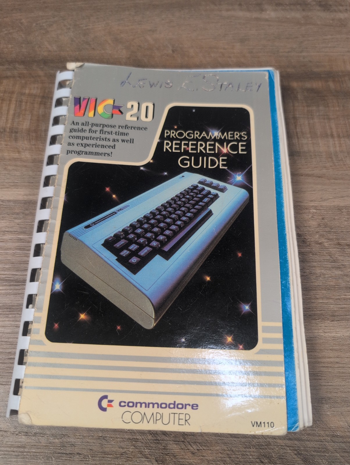 2 Books Commodore Vic-20 Programmers Reference Guide Manual with Schematic