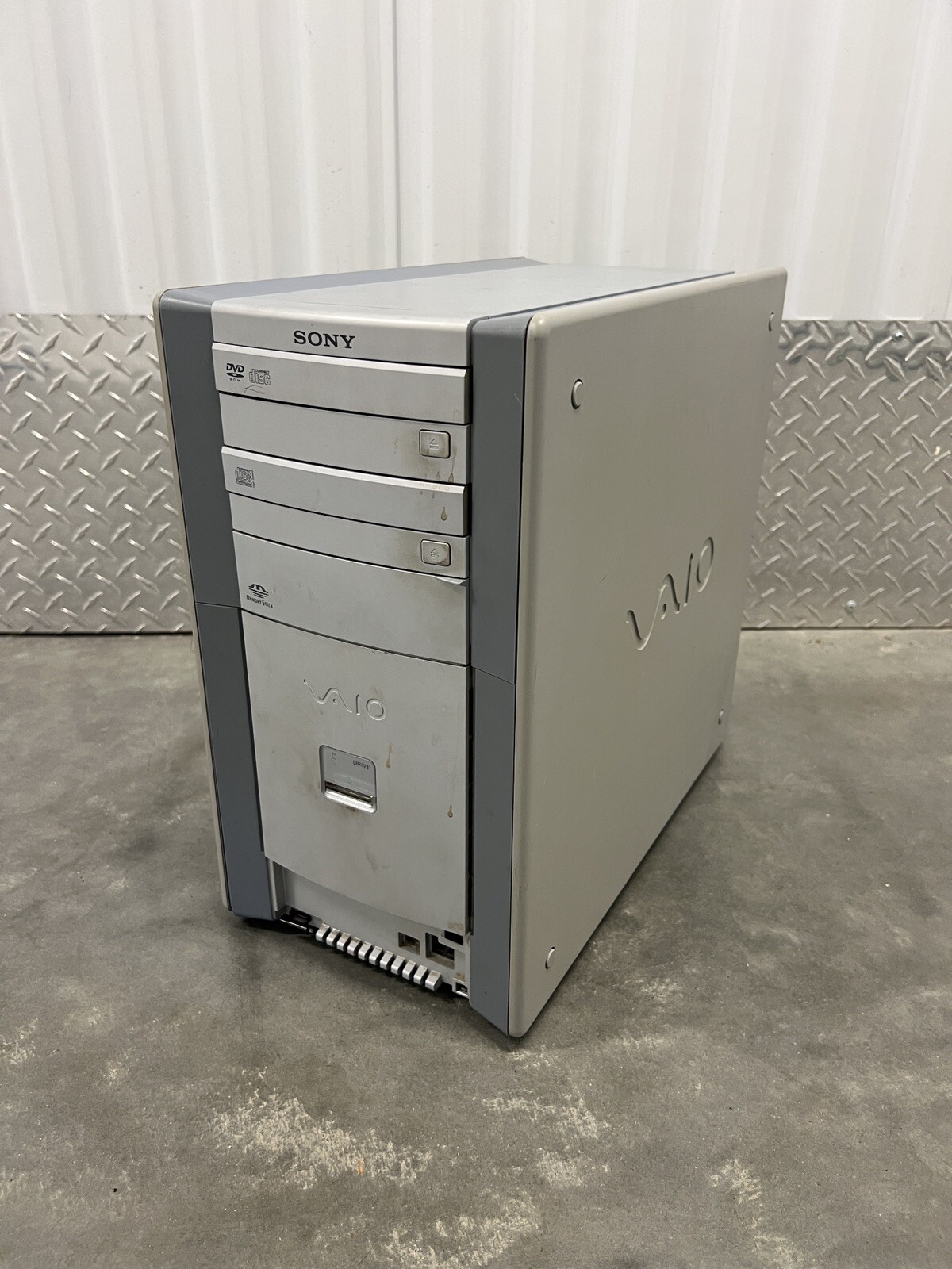 Sony Vaio Retro Computer PCV-RX670 PCV-7742 Vintage PC