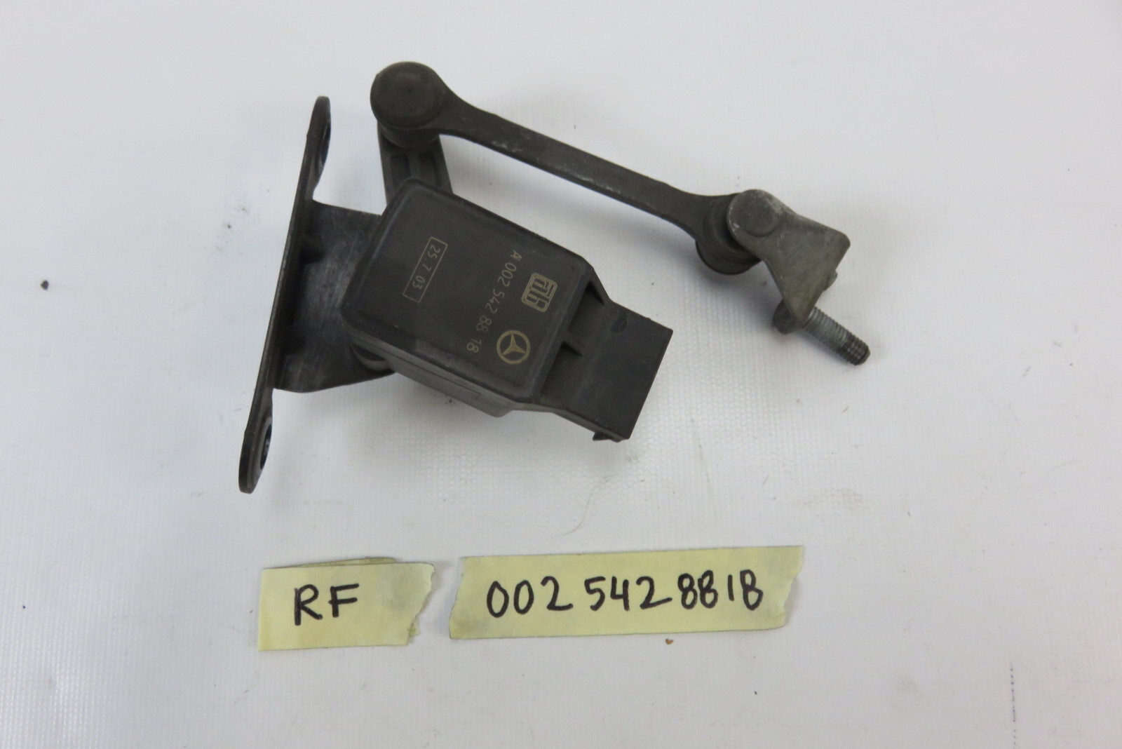 Mercedes R230 SL55 SL500 sensor, suspension height level 0025428818 RH front