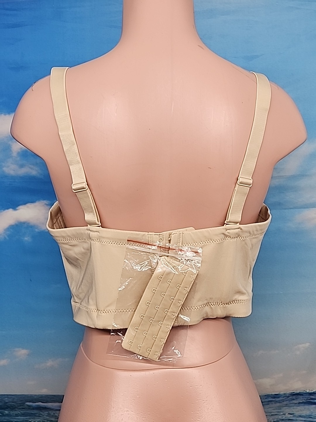 New Unbranded Bra Size 38DDD Color Beige