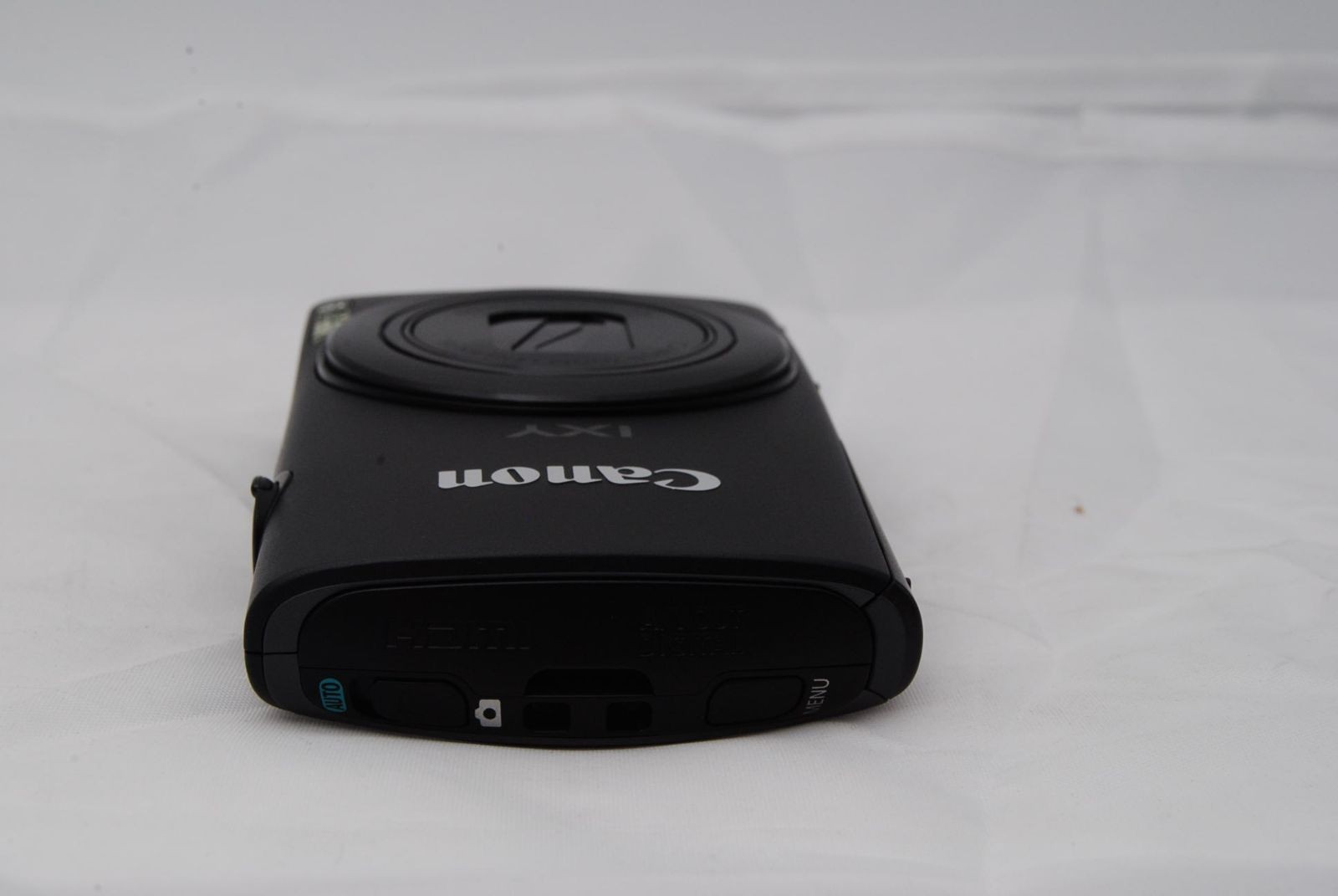 Canon IXY600F Digital Camera Black Excellent Condition Tested Functionality