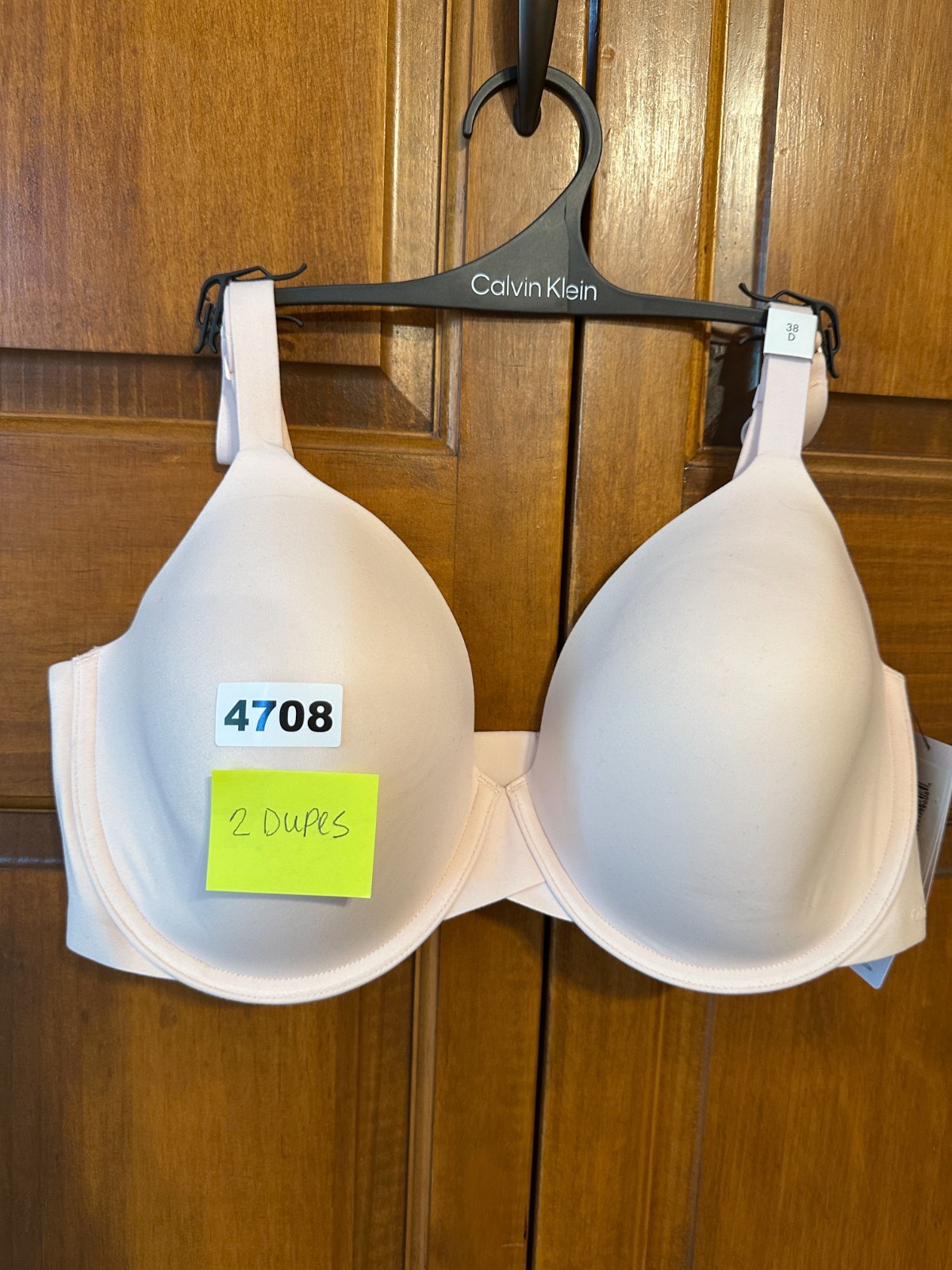 Calvin Klein Womens Beige Lightly Lined Full Coverage Underwire Bra Size 38D NWT