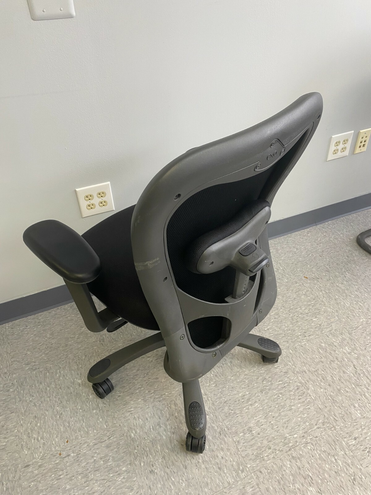 Nightingale CXO 6200 Memory Foam Seat, Mesh Back, Lumbar Support, Advanced Arms