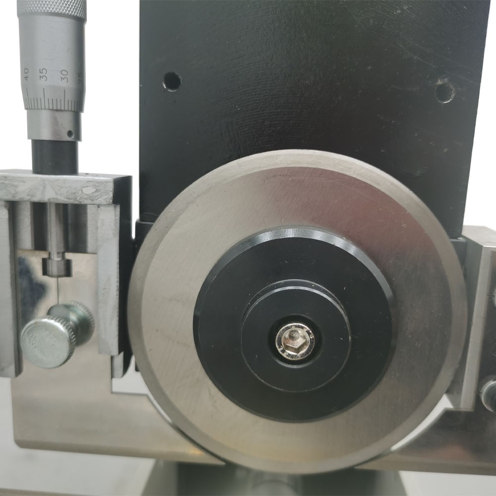 Auto V-Cut Separator PCB Cutting Machine Board Division 0.6-1.6mm Thick 110v 40w