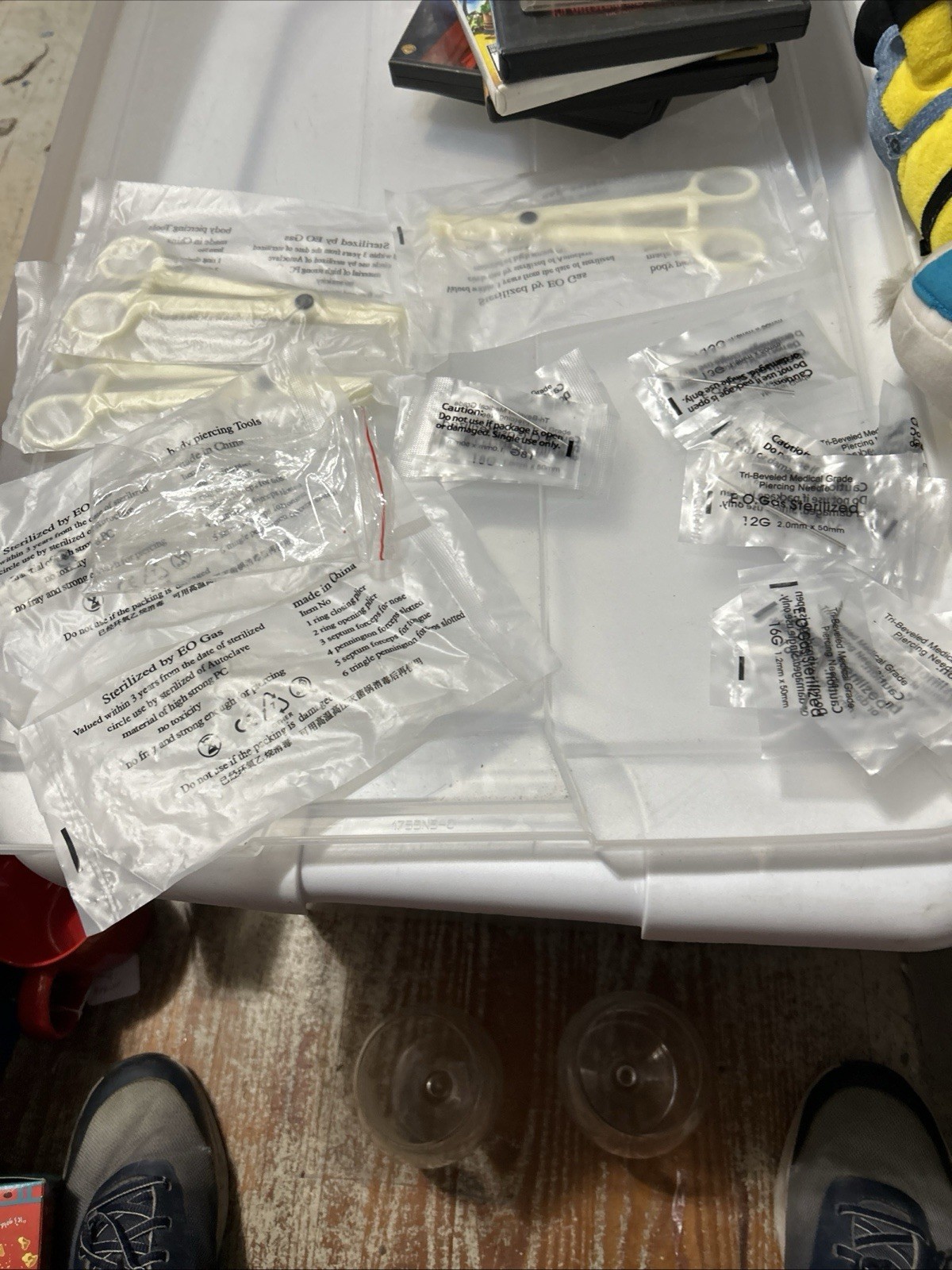 New Body Piercing Tools Lot