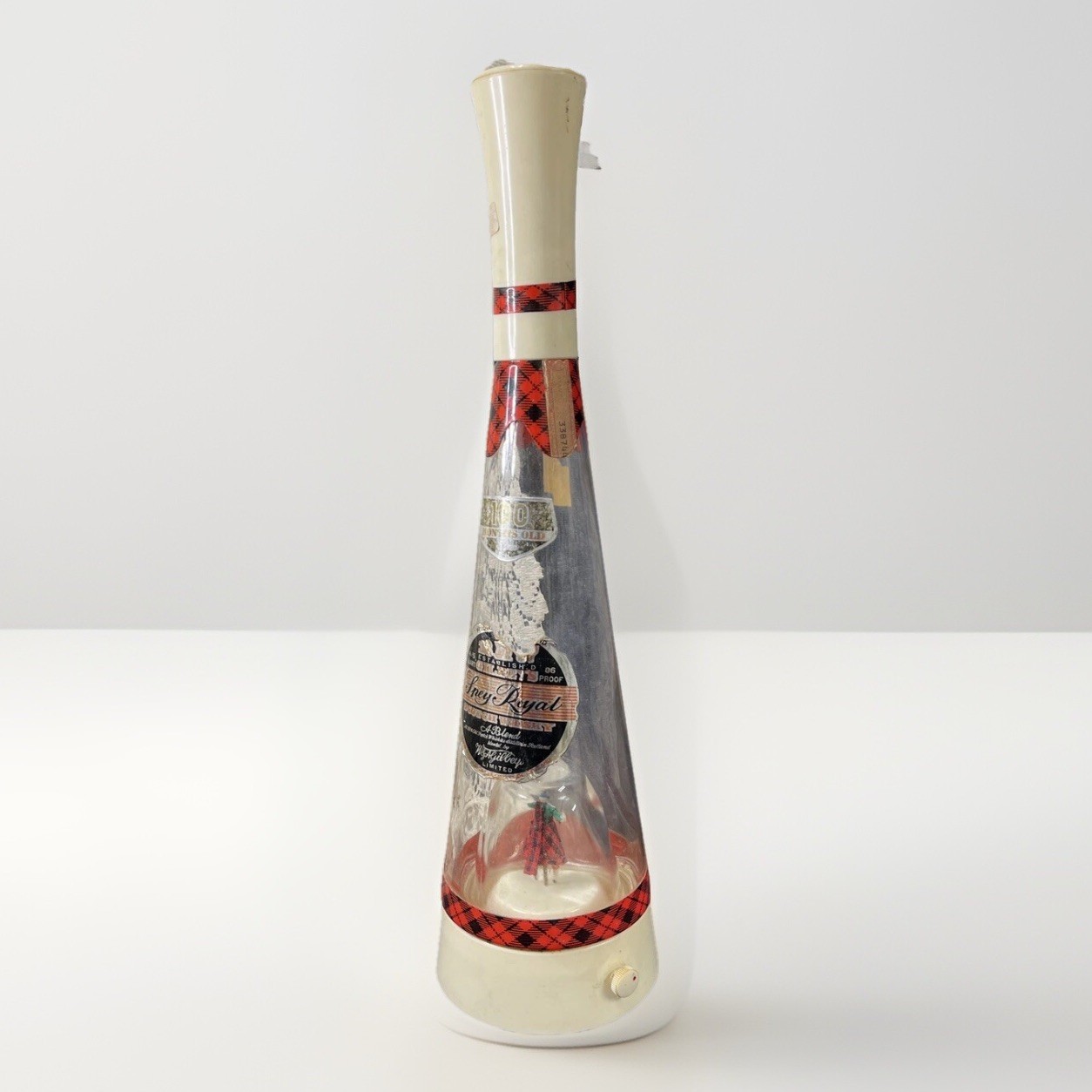 Vintage Gilbeys 17” Musical Dancing Bottle "Auld Lang Syne" Royal Scotch Whiskey