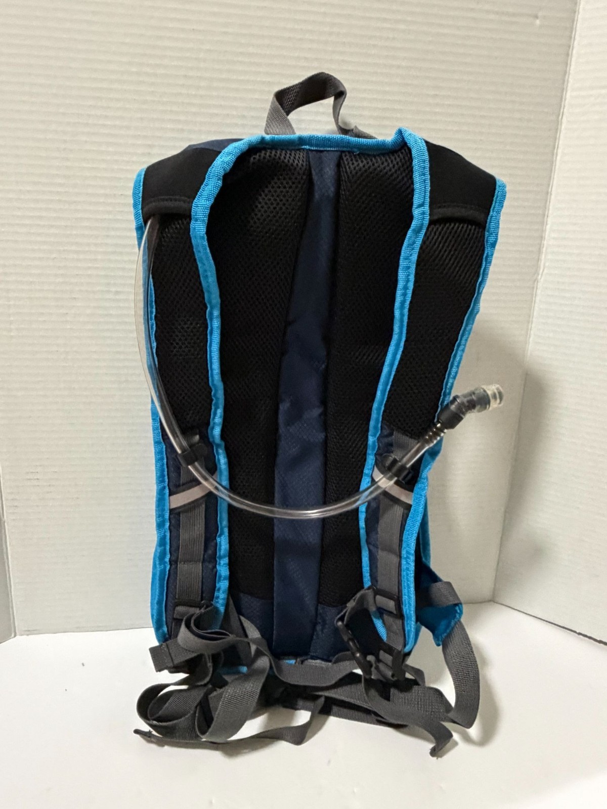 JTrybe Infinite Blue Hydration Backpack W/ Water Reservoir Padded Straps & Spout