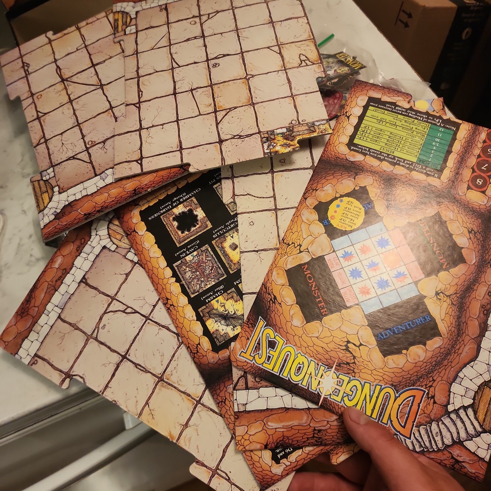 VTG 1987 Games Workshop DUNGEONQUEST Board Game Talisman NEAR COMPLETE - Read