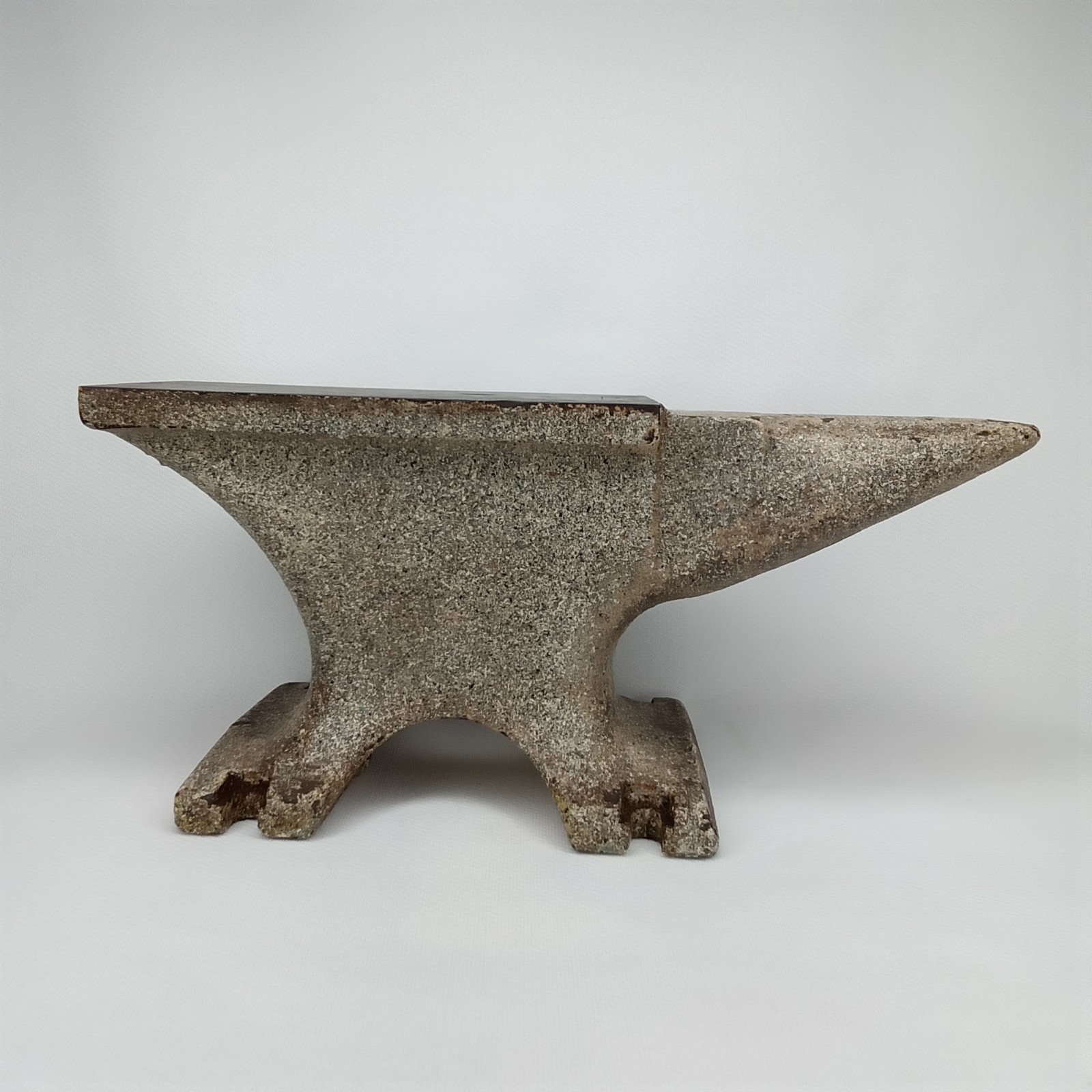 Antique Tool 1800s Blacksmith 7 Pound Gray Cast Iron Anvil