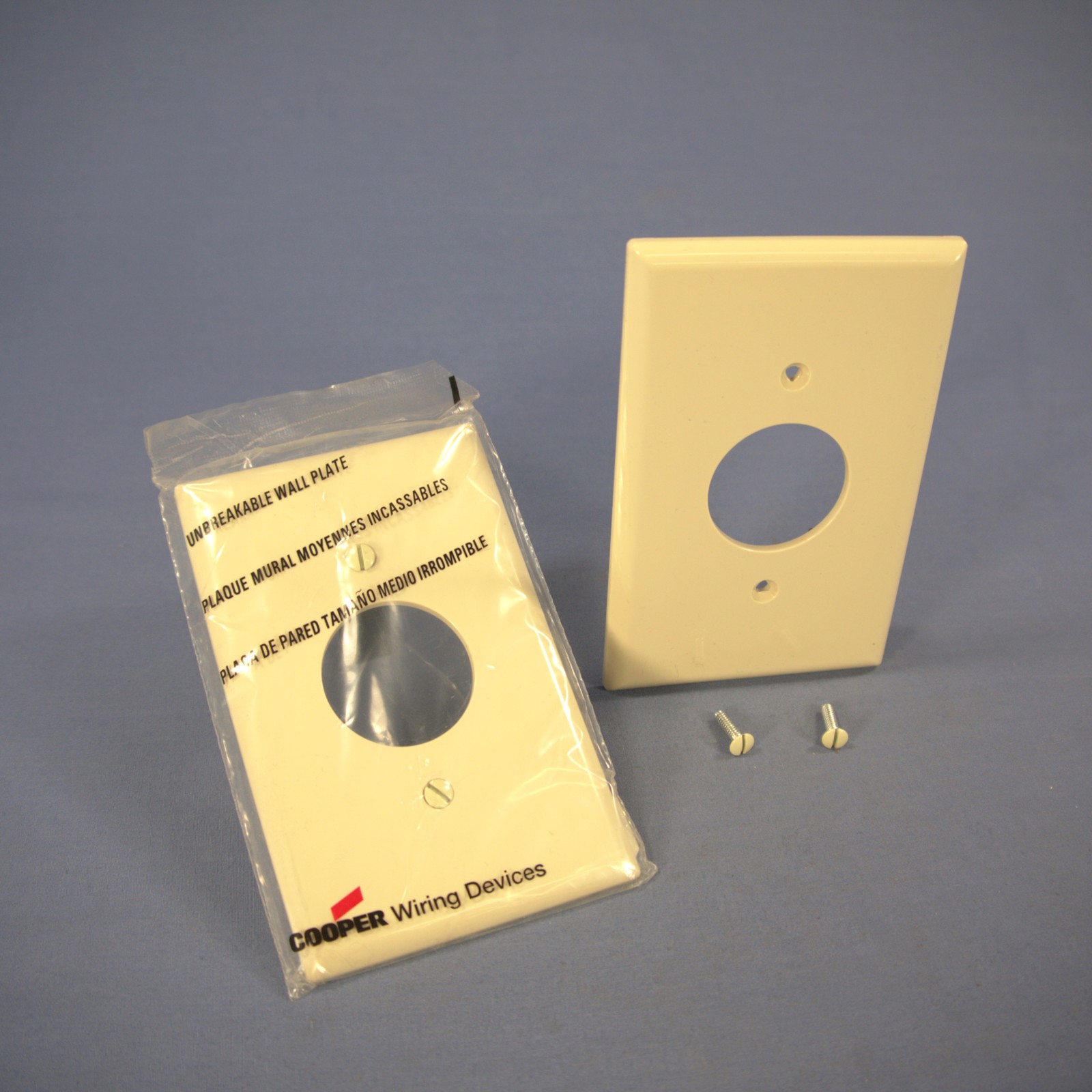 Cooper PJ7V Ivory 1-Gang 1.406" Outlet Unbreakable Mid-Size Wallplate Cover 2pc