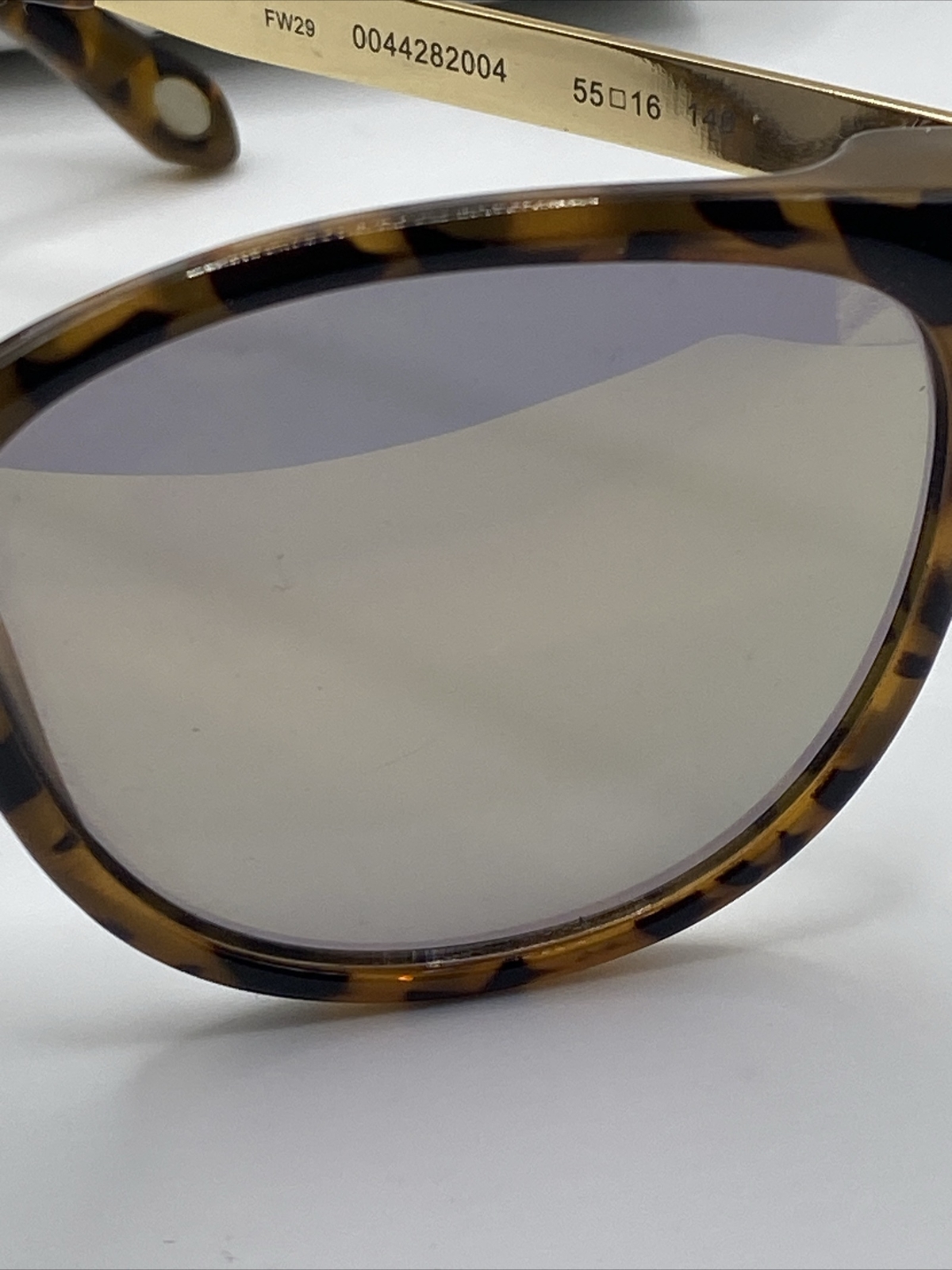 Fossil Sunglasses Glasses & Hard Case White With Hearts Magnet Closure - EUC