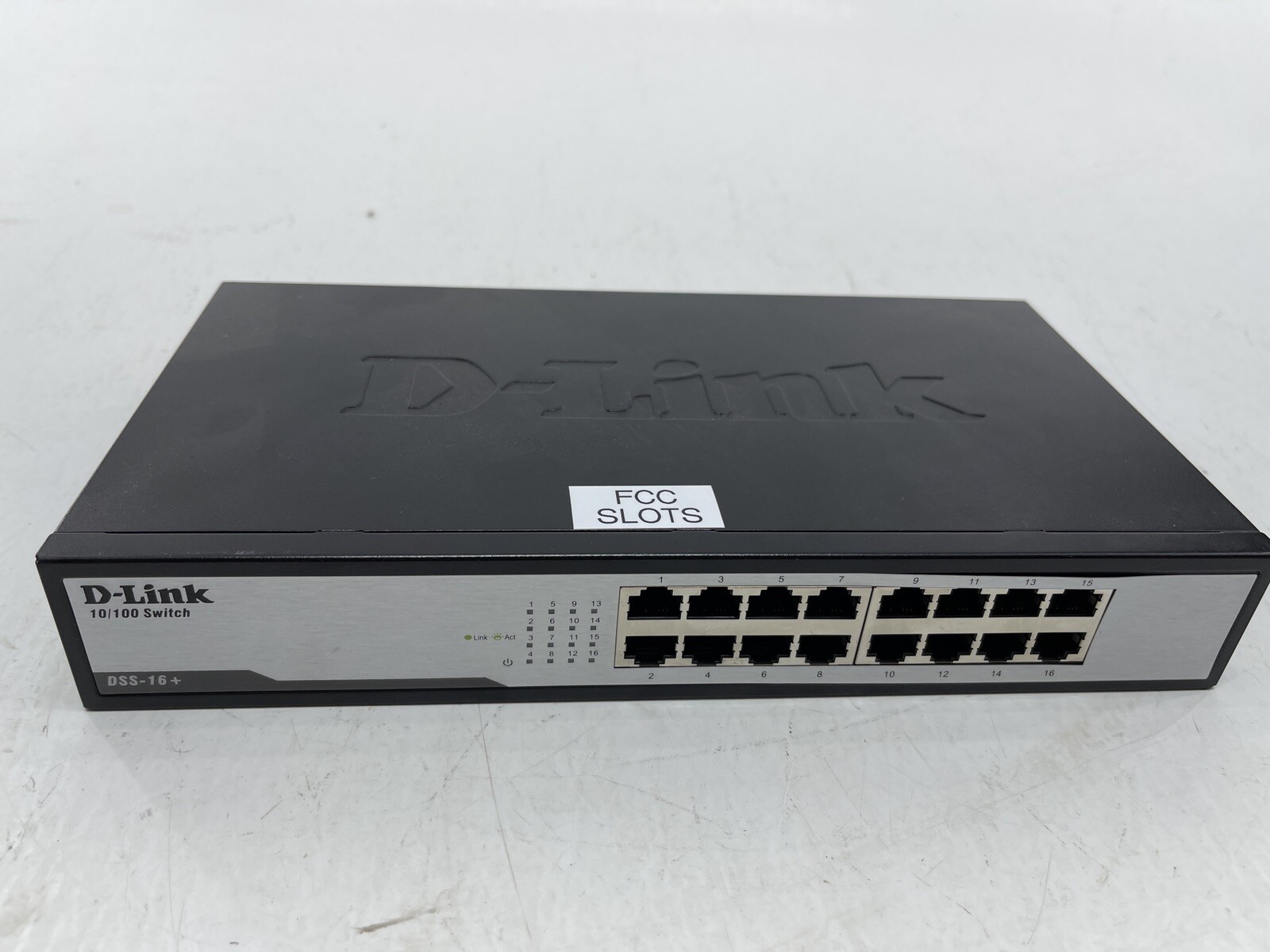 D-Link DSS (DSS16+) 16-Port Ethernet Switch