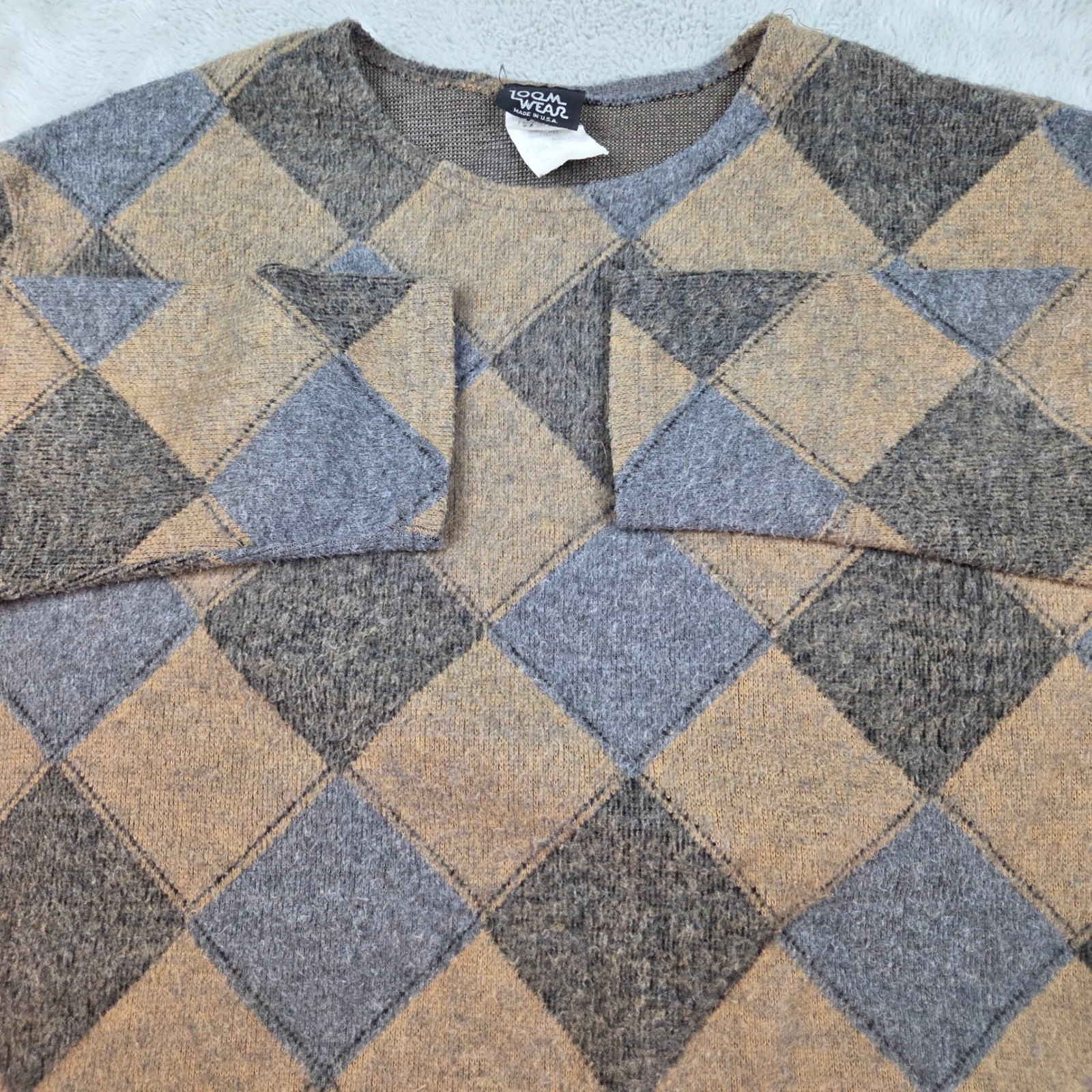 Vintage Loom Wear Sweater Mens M Argyle Knit Crewneck Tan Grey Made in USA