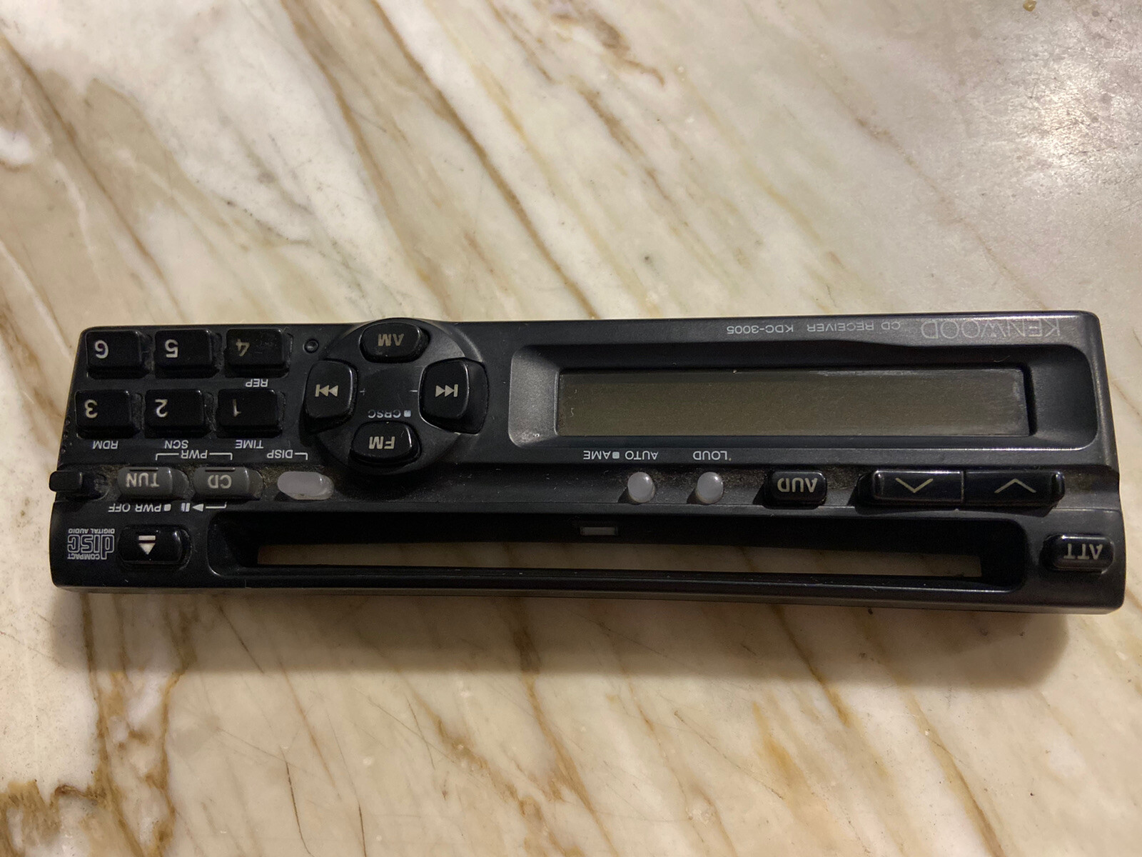 KENWOOD KDC-3005 CAR STEREO KENWOOD KDC-3005 FACEPLATE ONLY ONLY OEM🟠